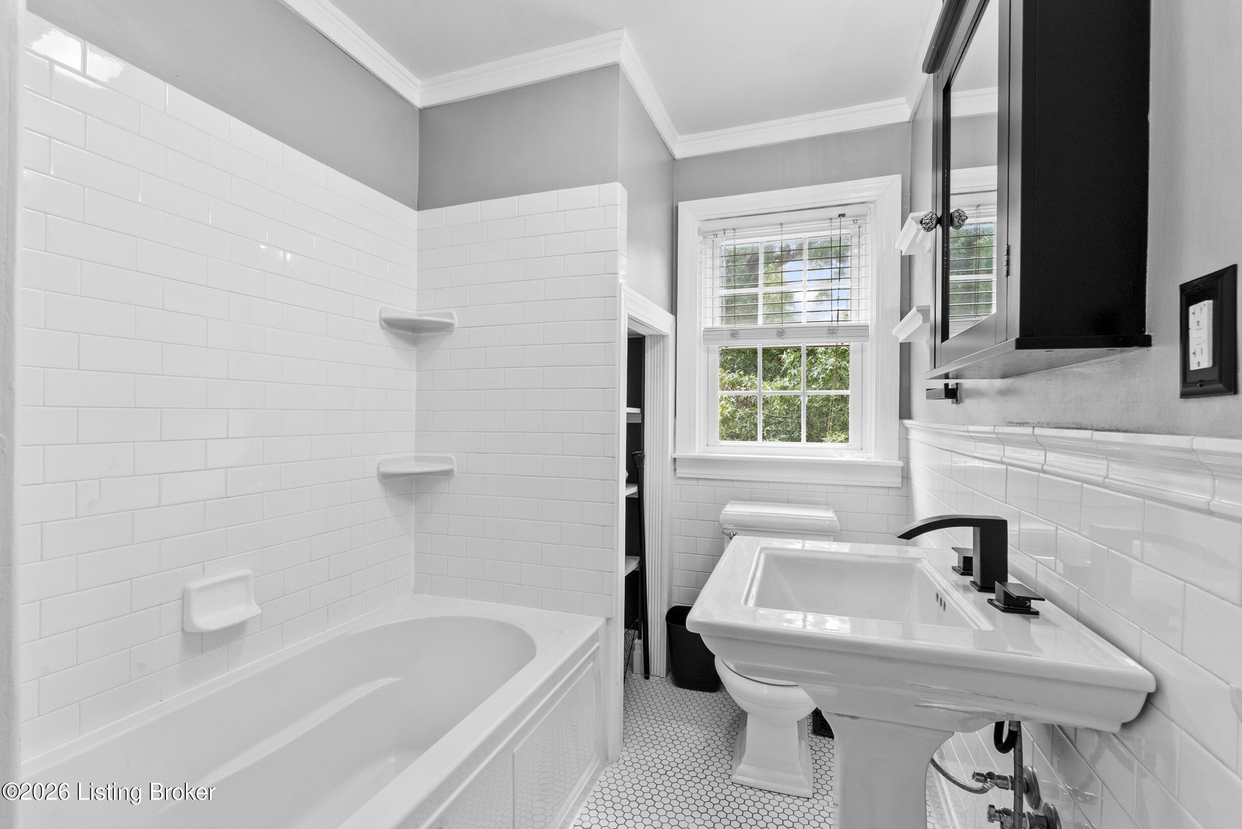 1439 Quadrant Ave Property Photo 45