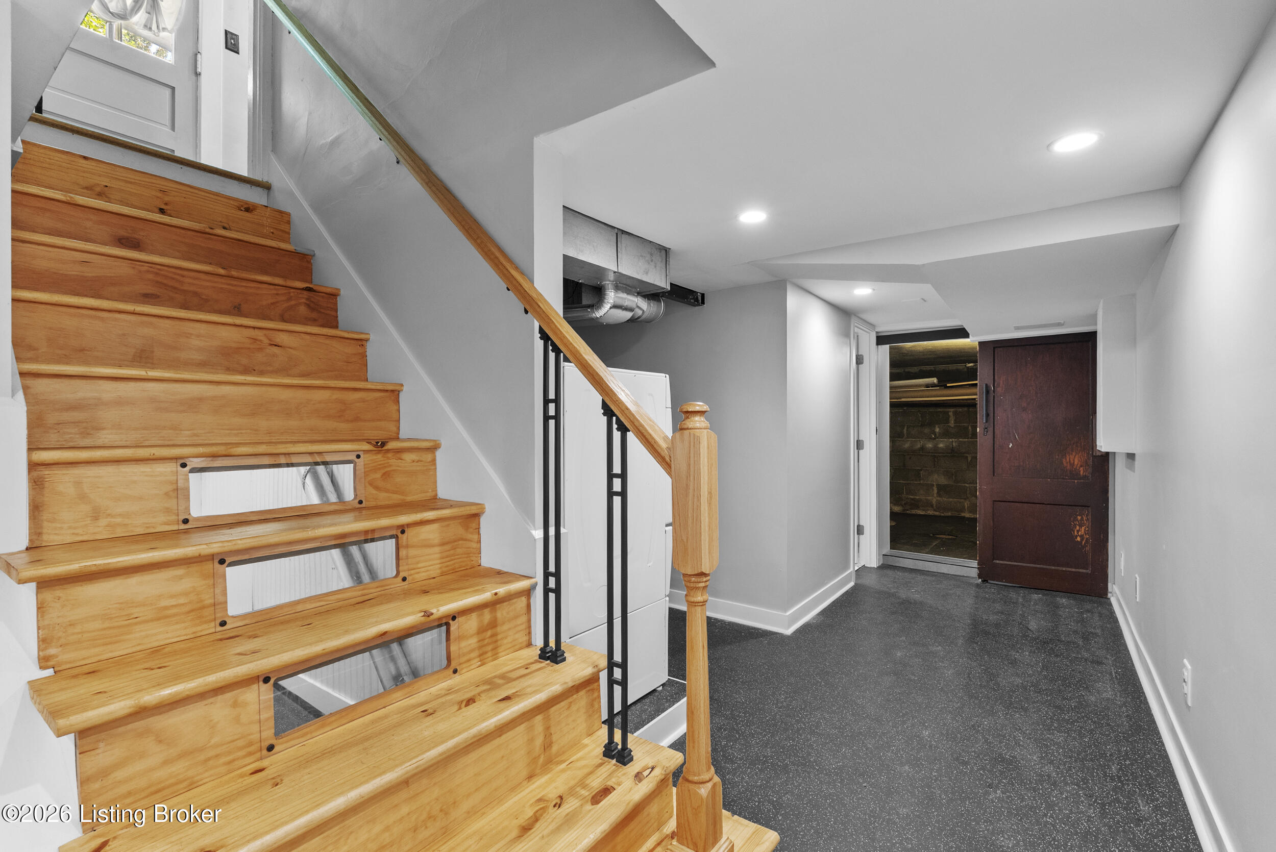 1439 Quadrant Ave Property Photo 48
