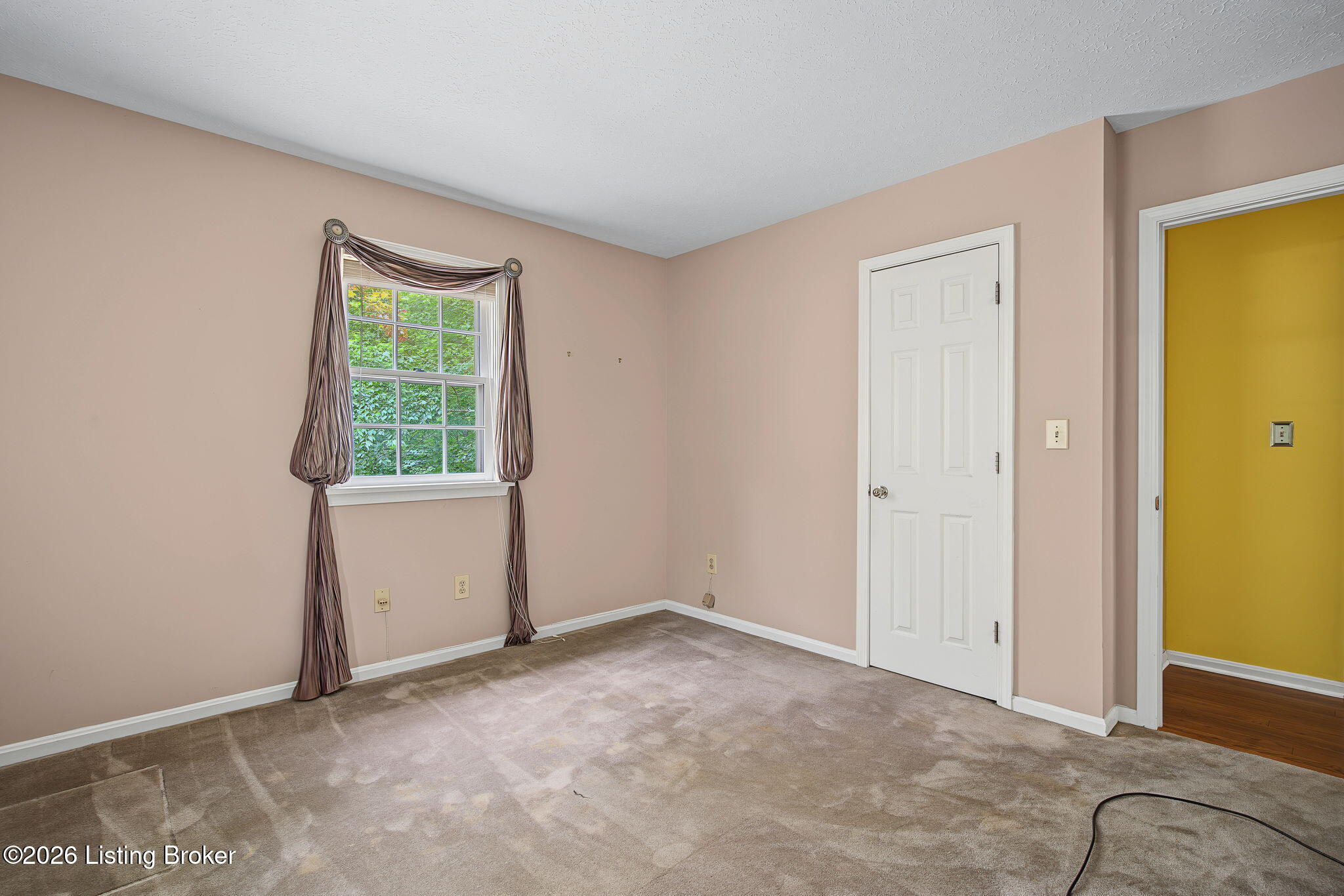 8819 Mountain Brook Dr Property Photo 21