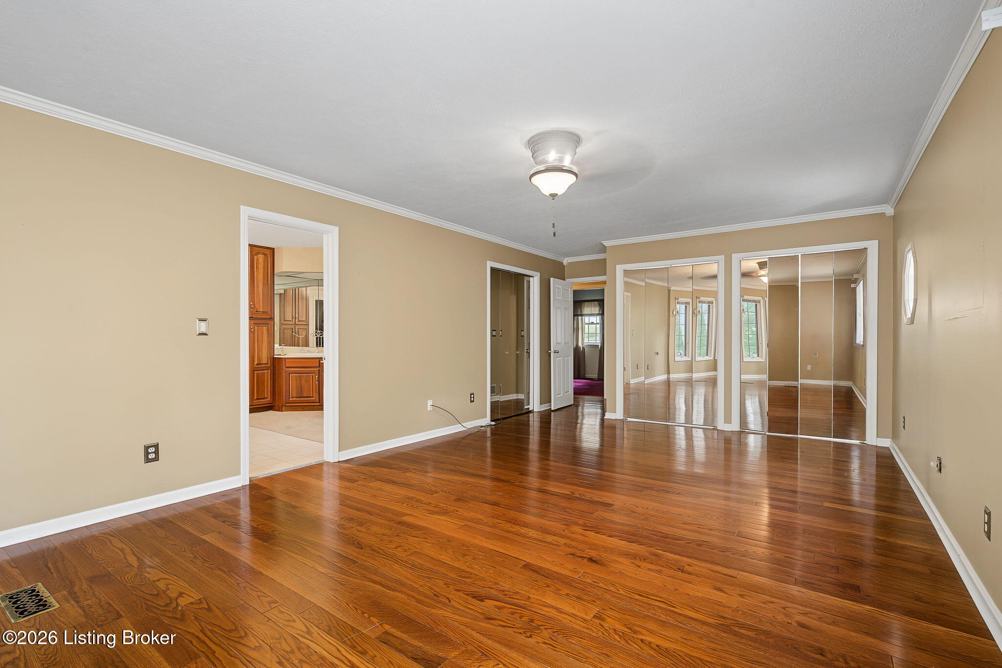 8819 Mountain Brook Dr Property Photo 23