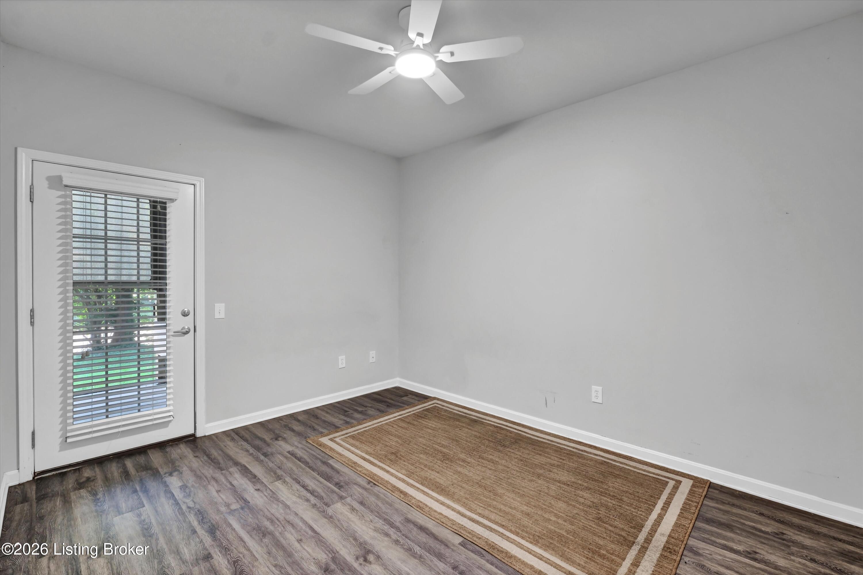 339 S Dorsey Ln Property Photo 5