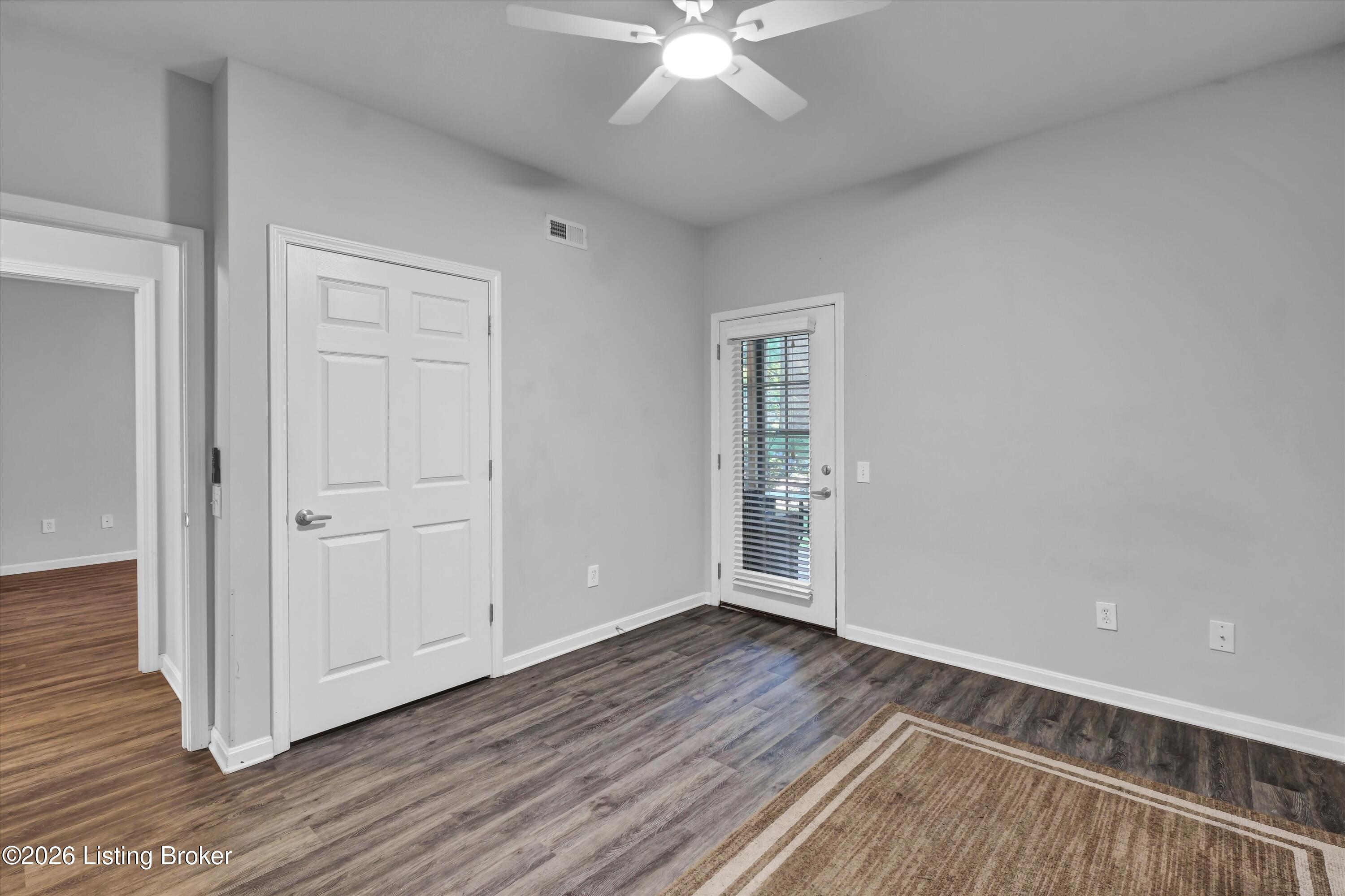 339 S Dorsey Ln Property Photo 35