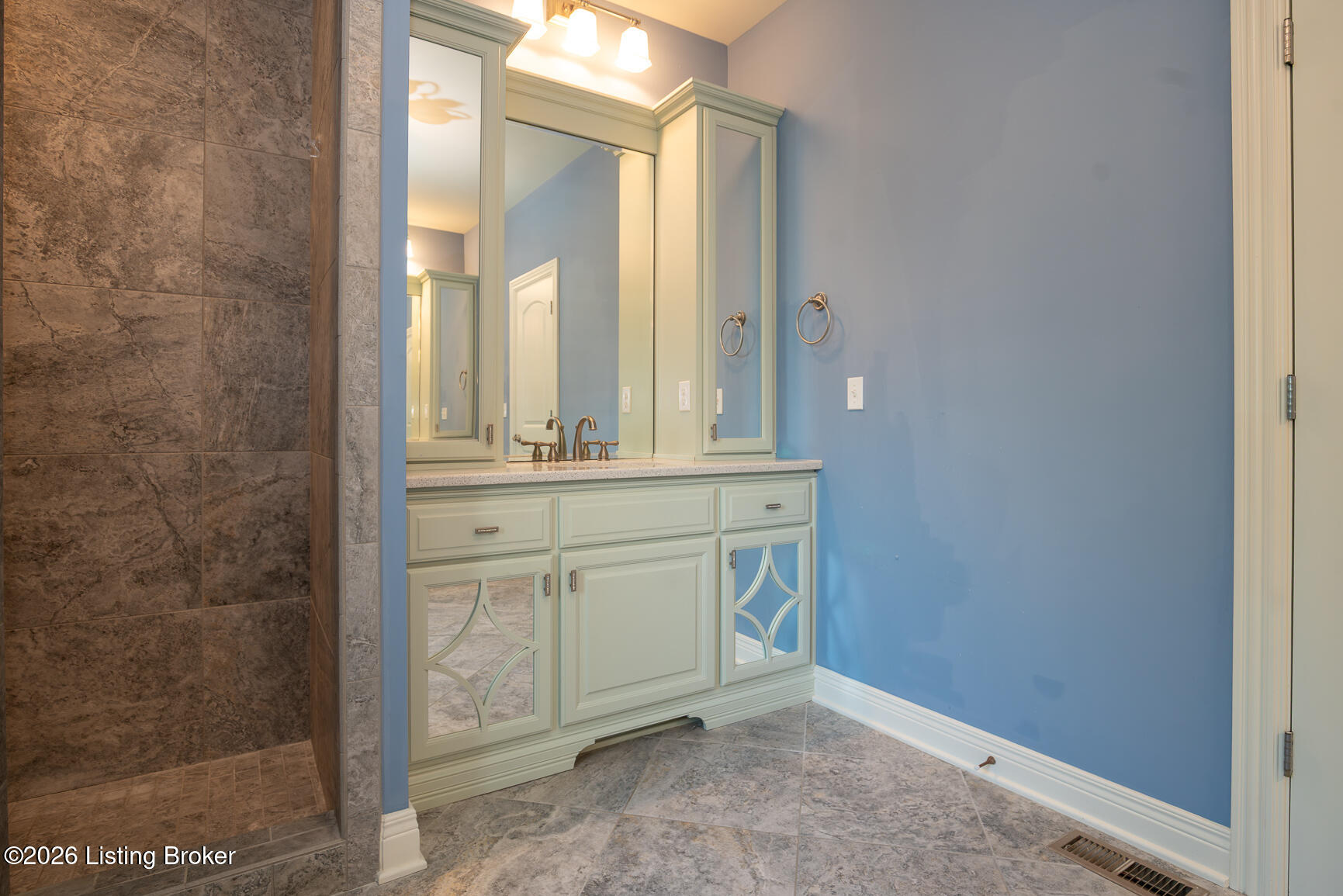 12503 Oakland Hills Trail Property Photo 28