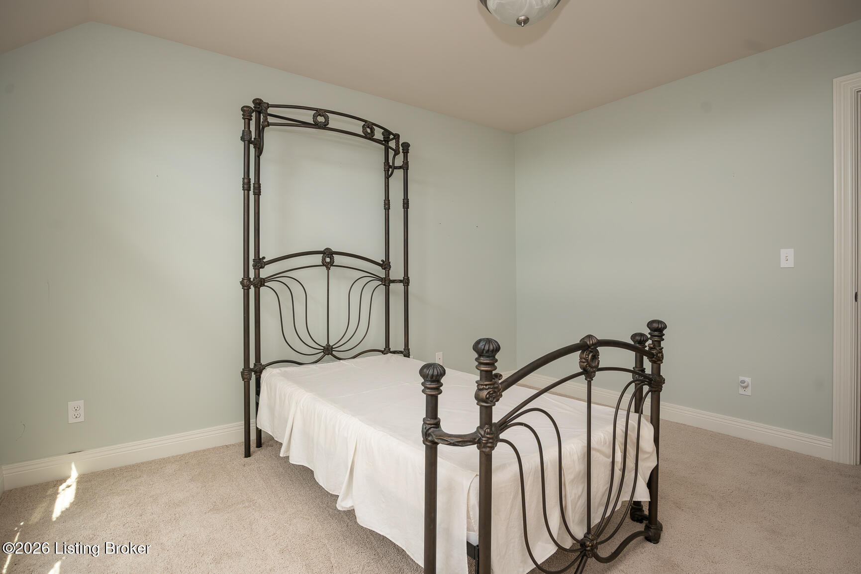 12503 Oakland Hills Trail Property Photo 35