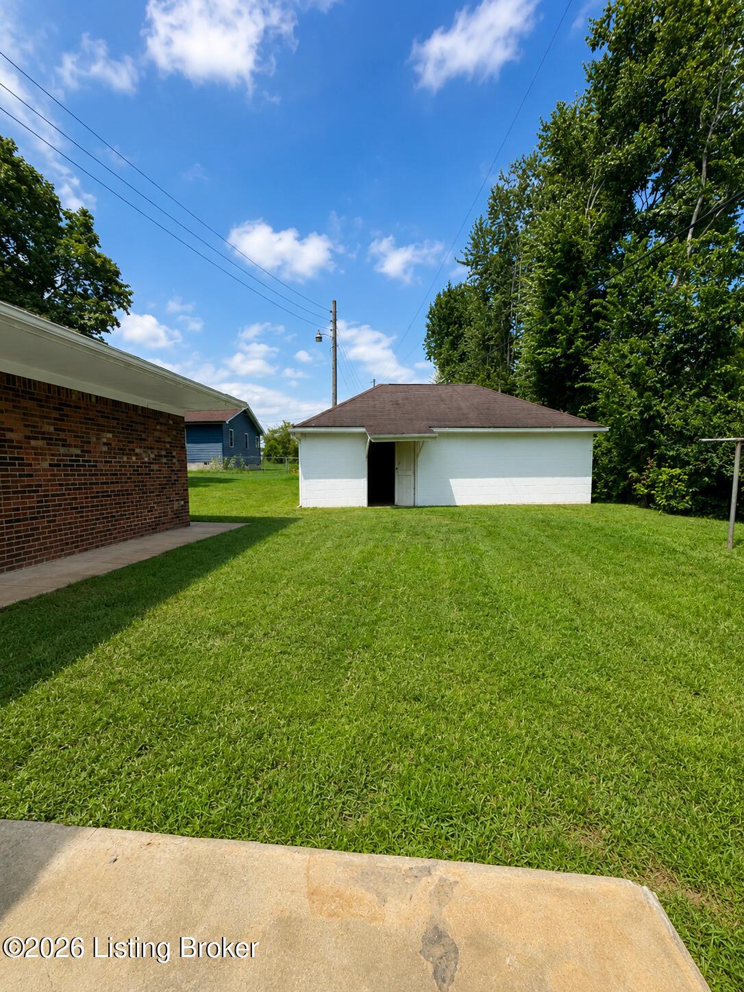 219 Saint Thomas Ct Property Photo 16