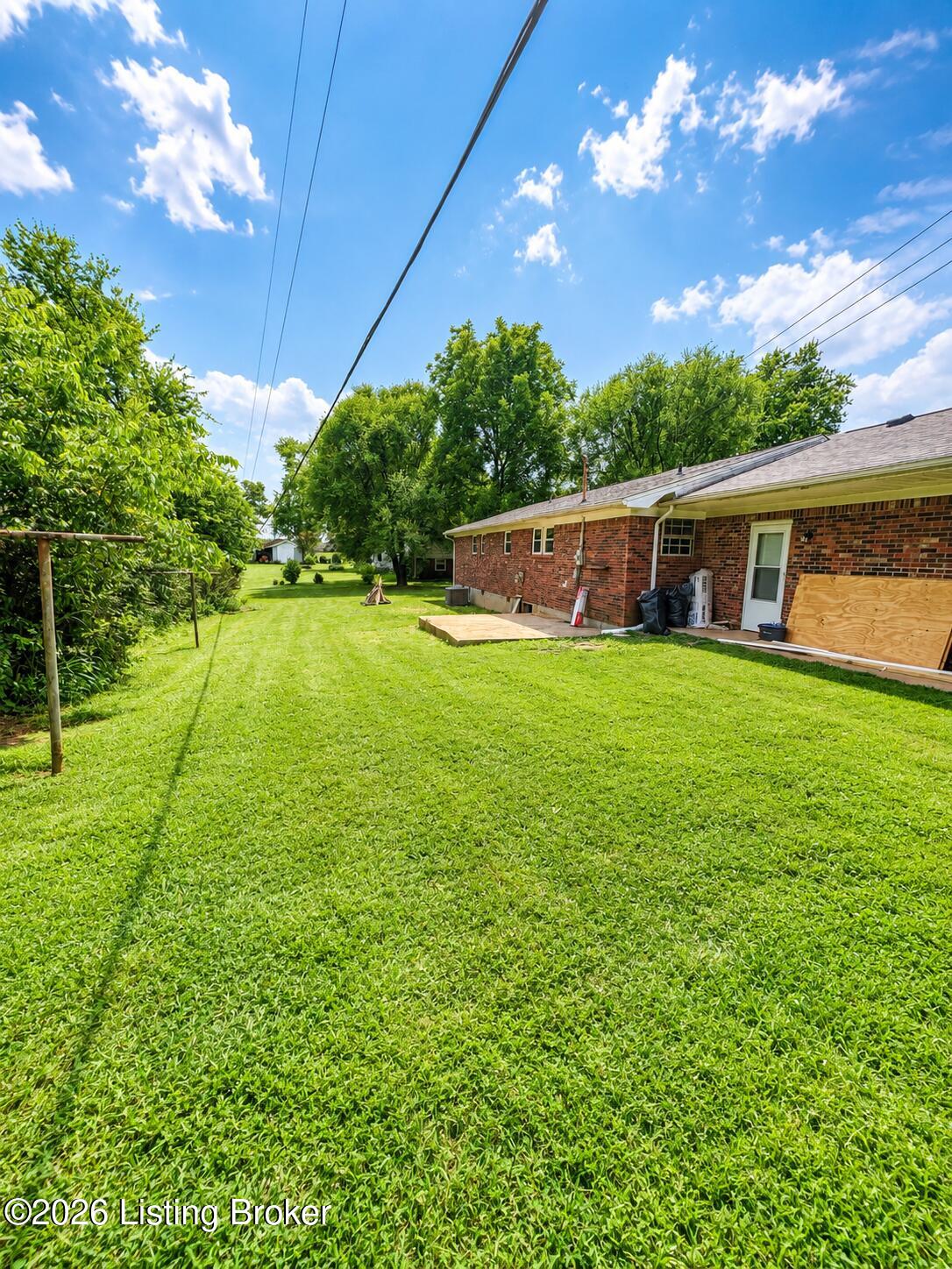219 Saint Thomas Ct Property Photo 18