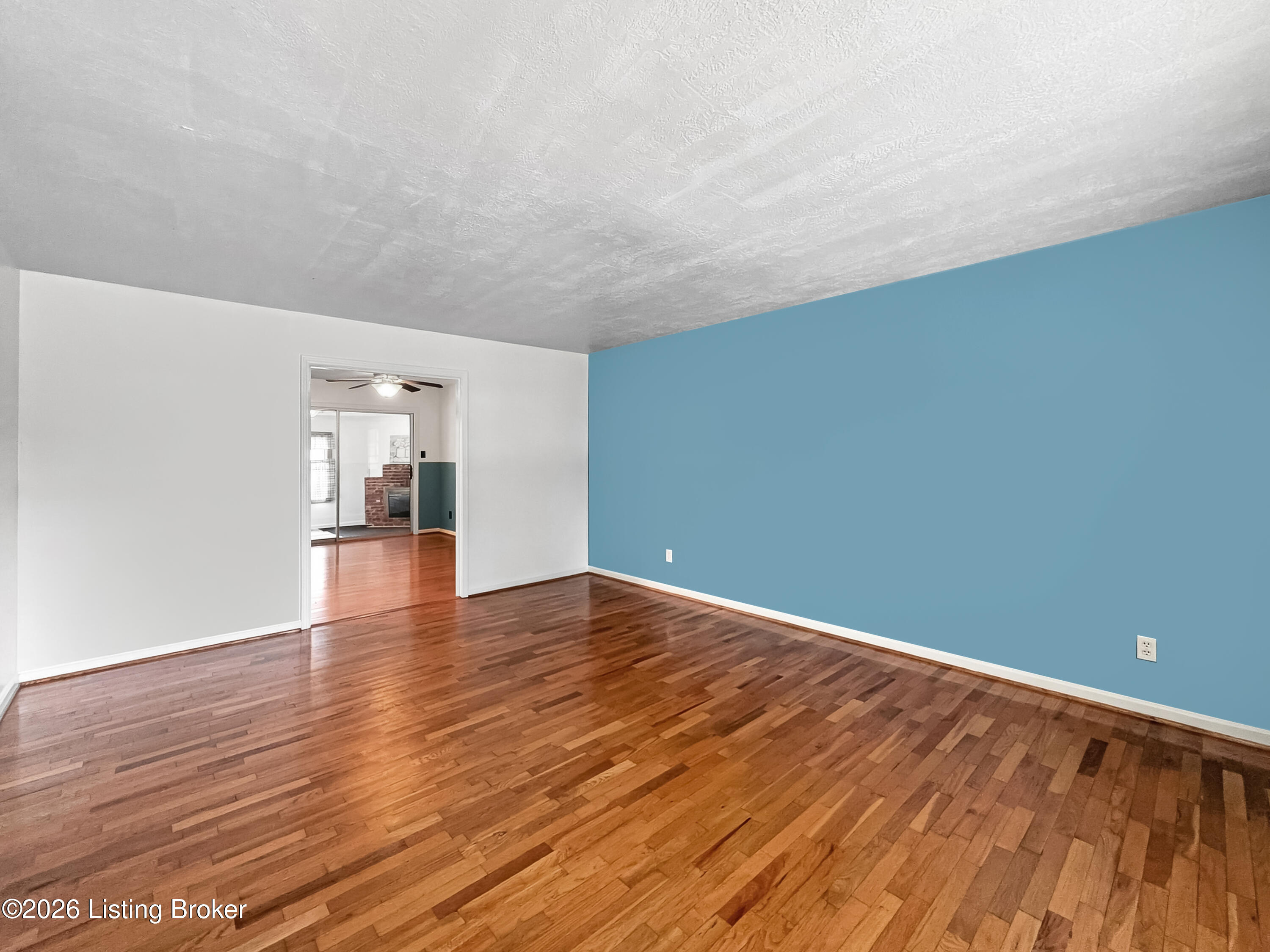 621 Reed Dr Property Photo 4