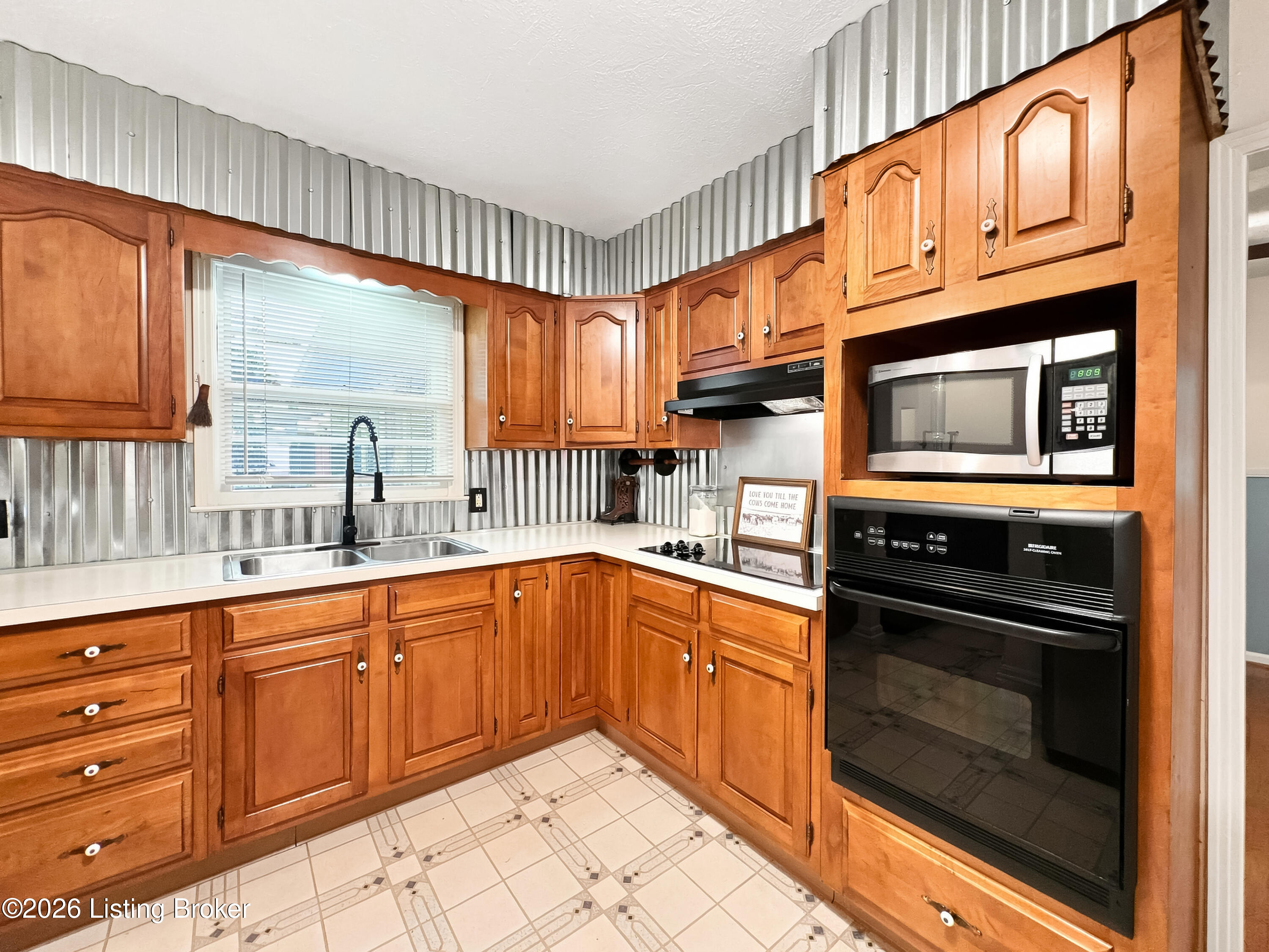 621 Reed Dr Property Photo 15
