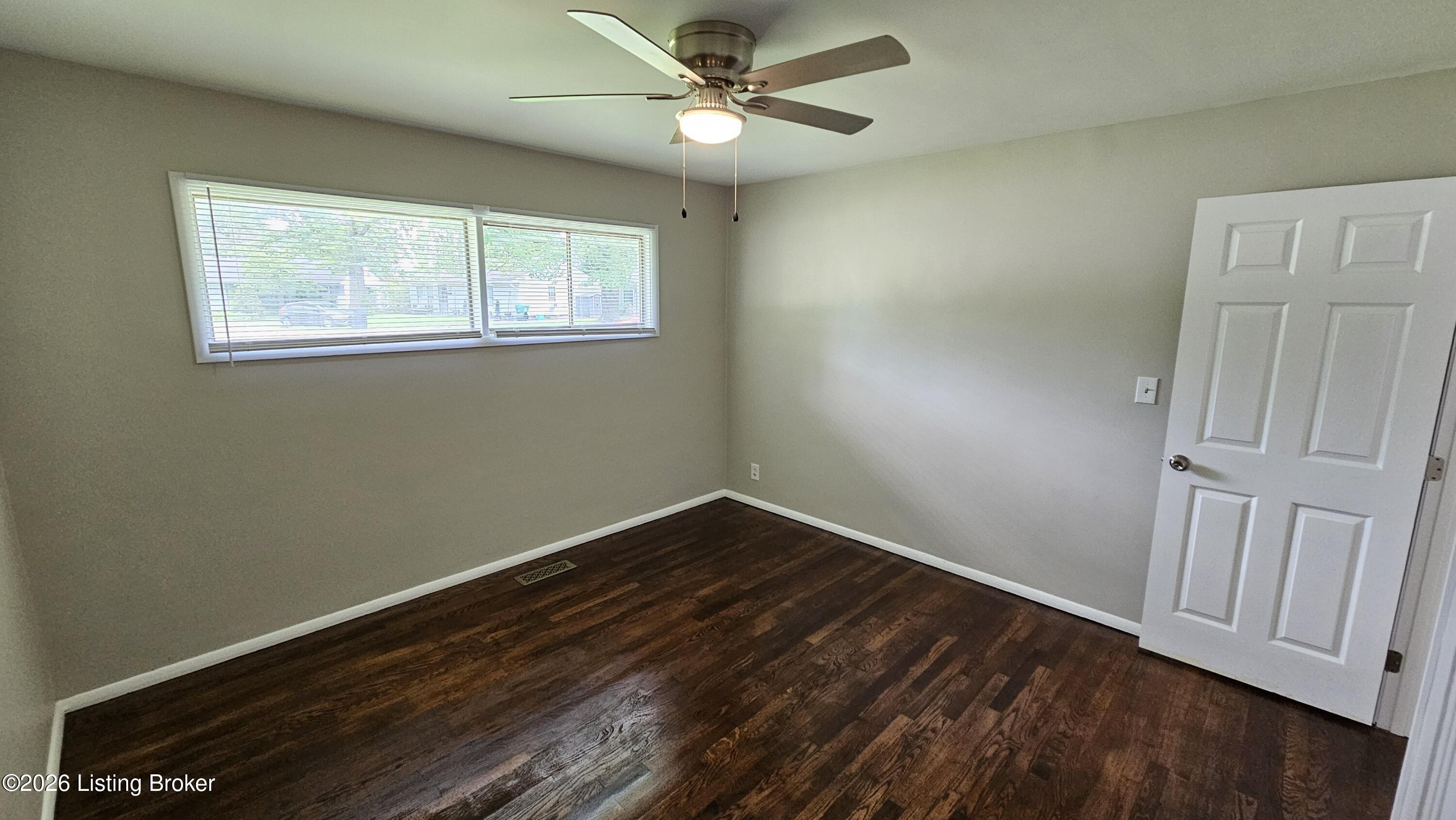 2935 Garey Ln Property Photo 28