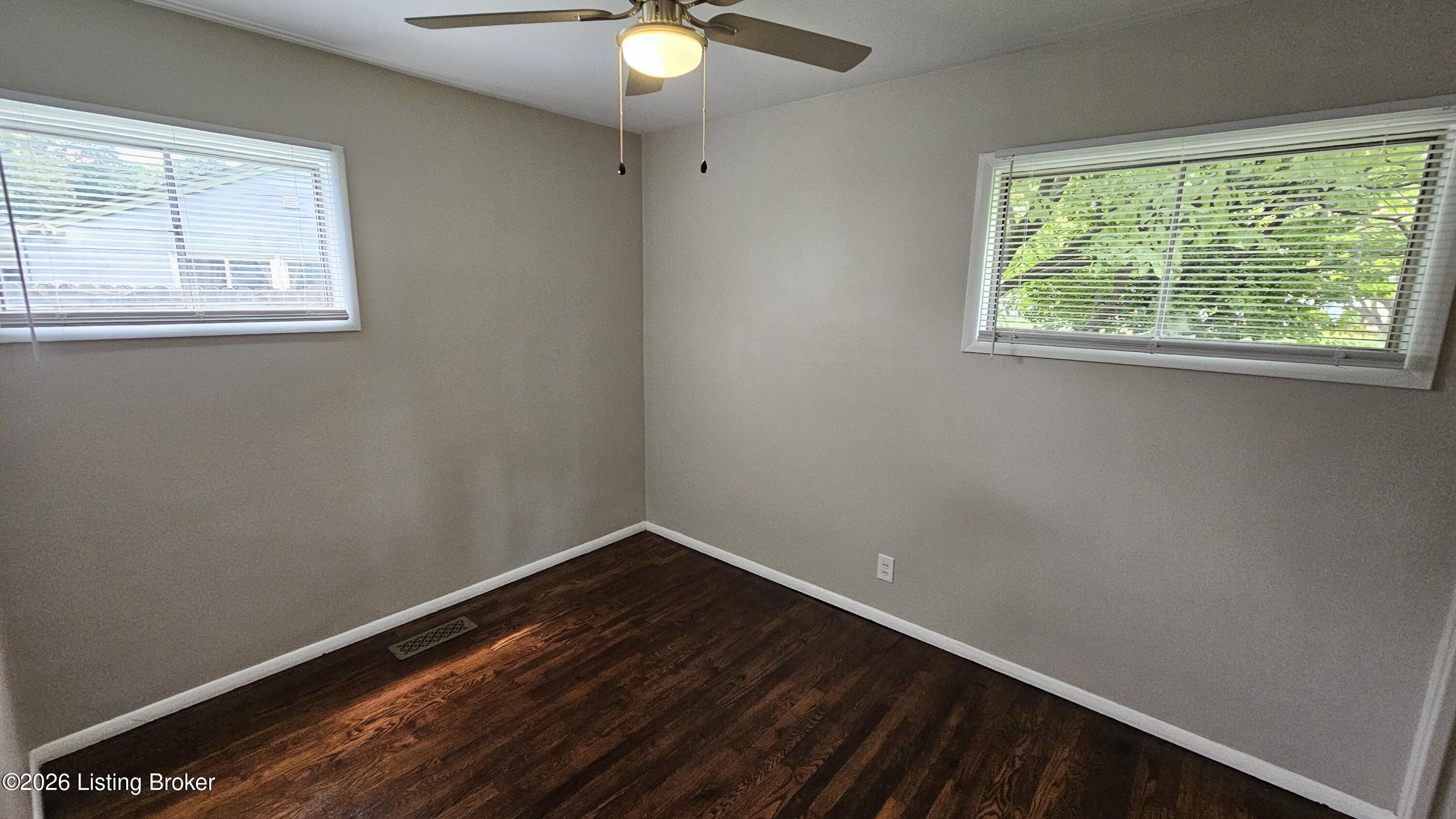 2935 Garey Ln Property Photo 35