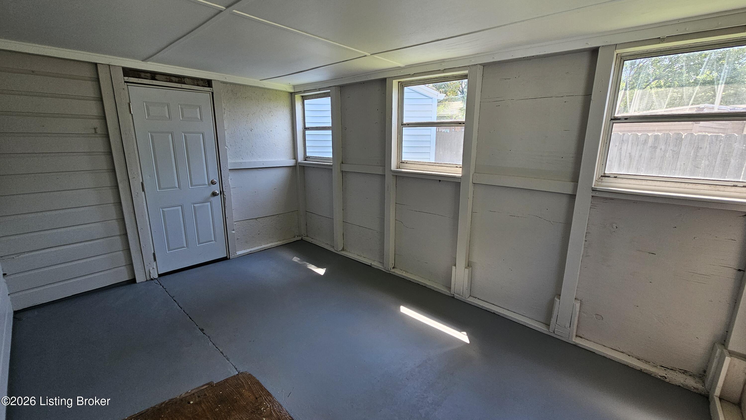 2935 Garey Ln Property Photo 43