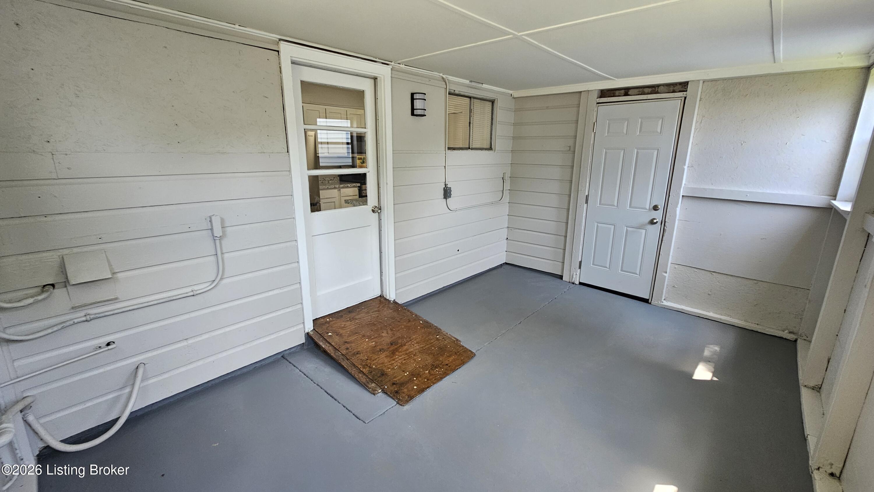 2935 Garey Ln Property Photo 44