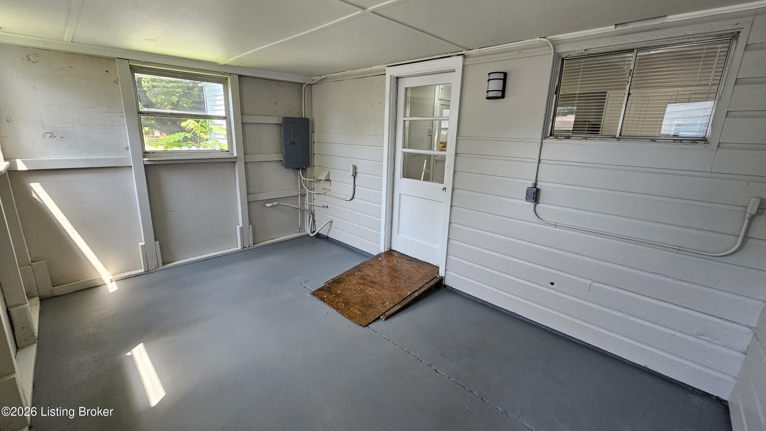 2935 Garey Ln Property Photo 45