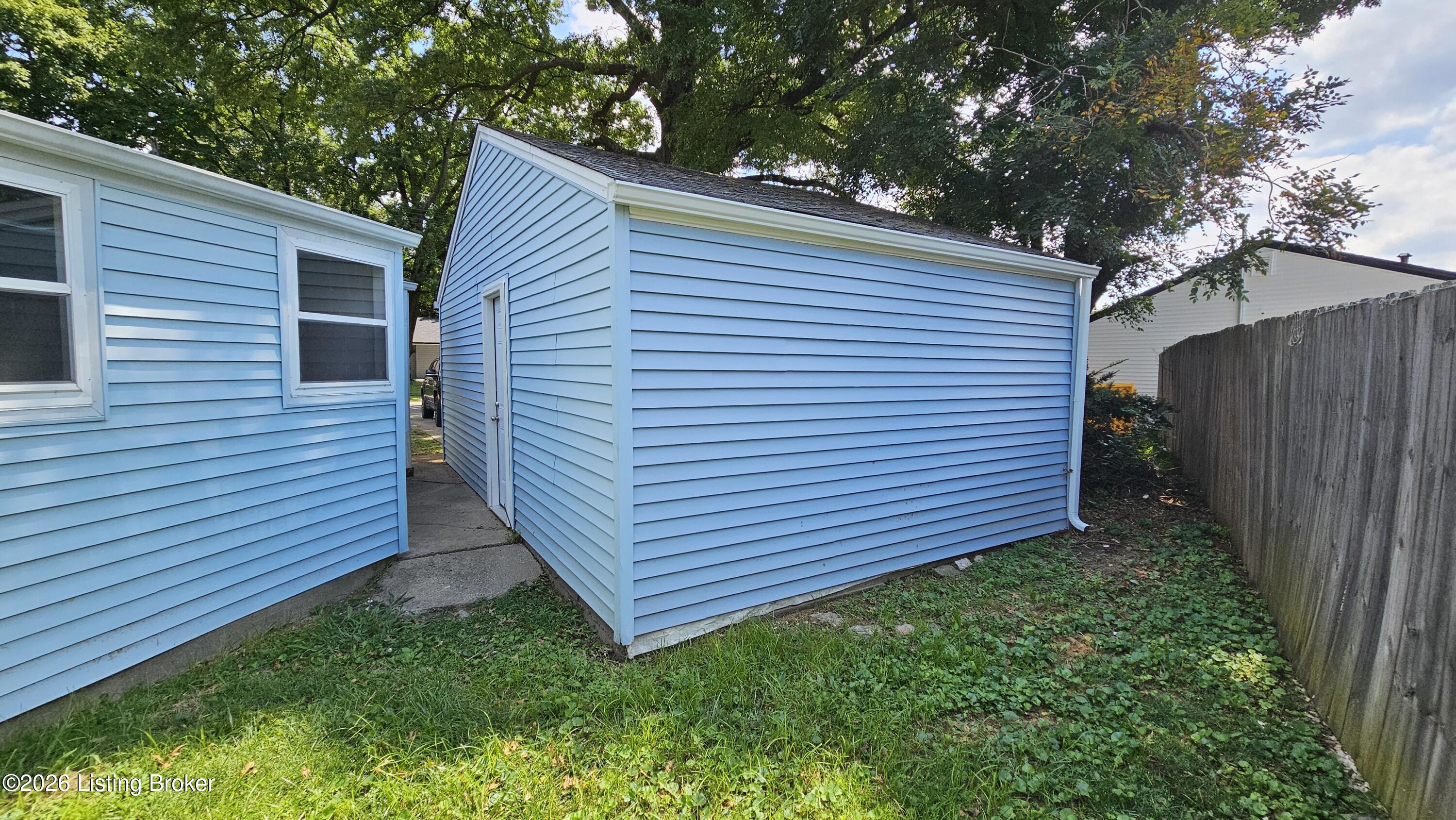 2935 Garey Ln Property Photo 54