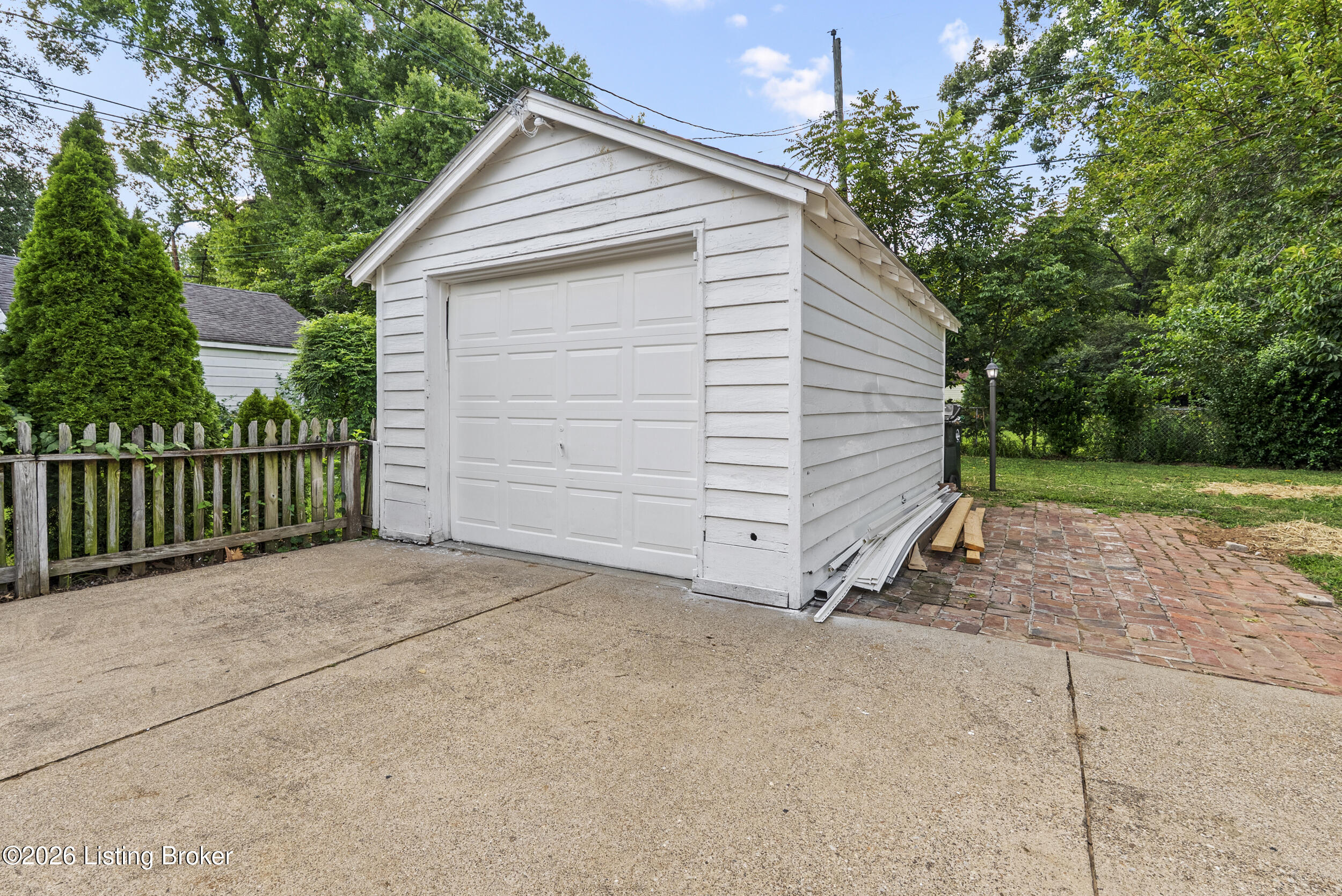 4023 Hycliffe Ave Property Photo 56