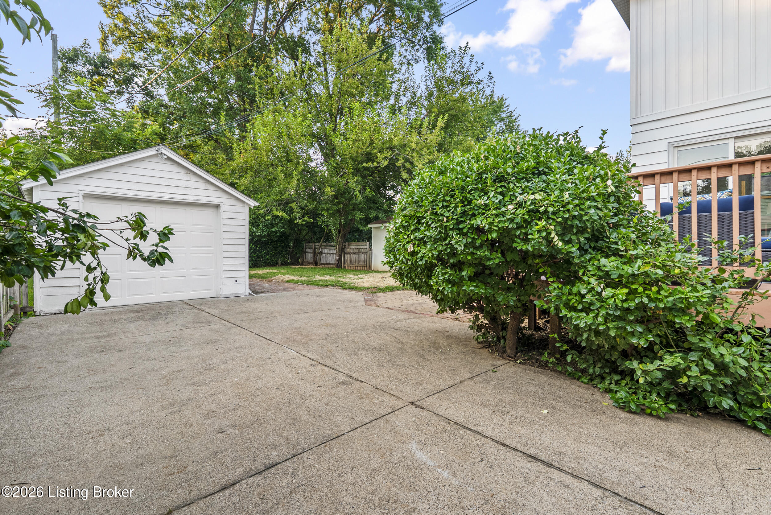 4023 Hycliffe Ave Property Photo 58