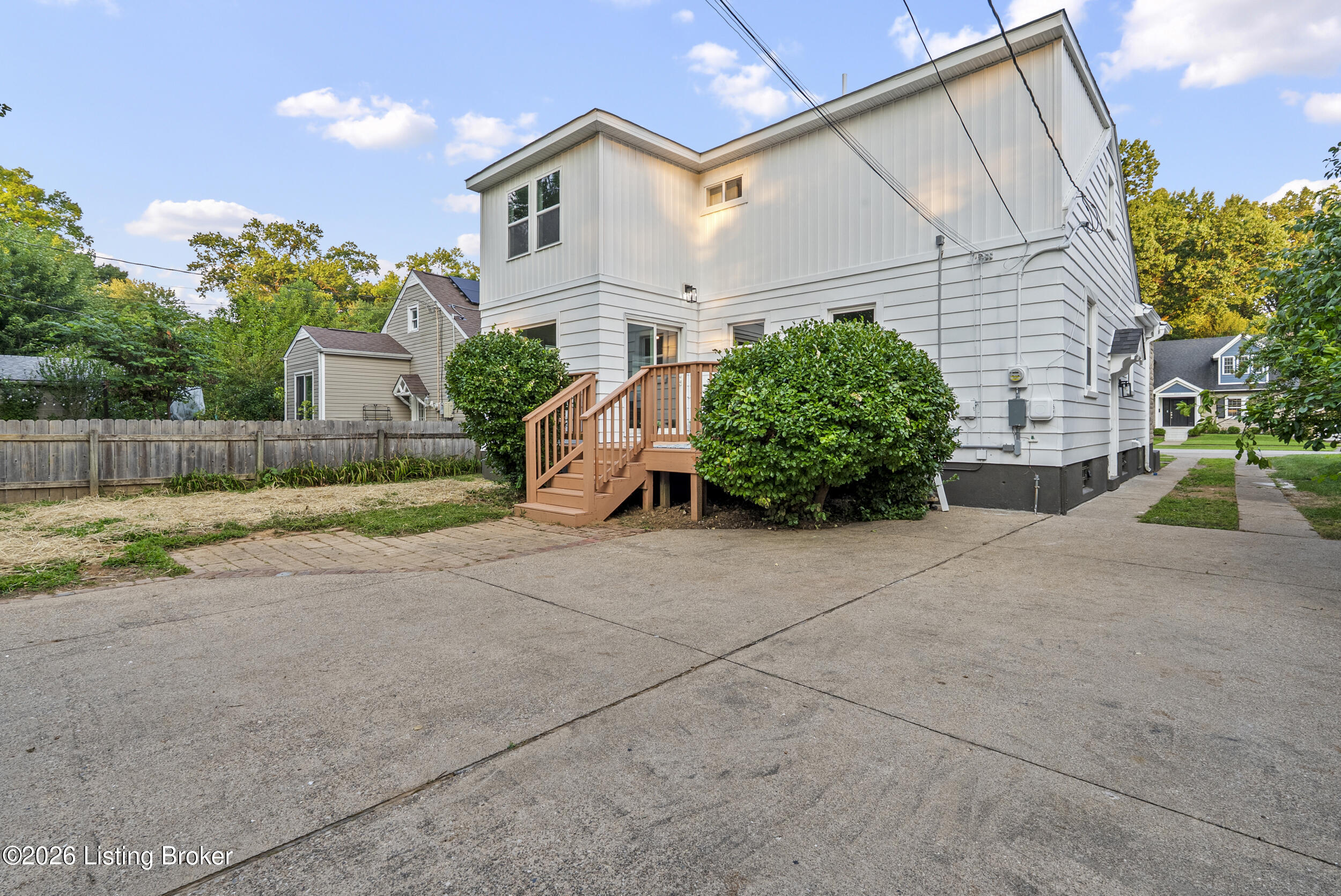 4023 Hycliffe Ave Property Photo 59