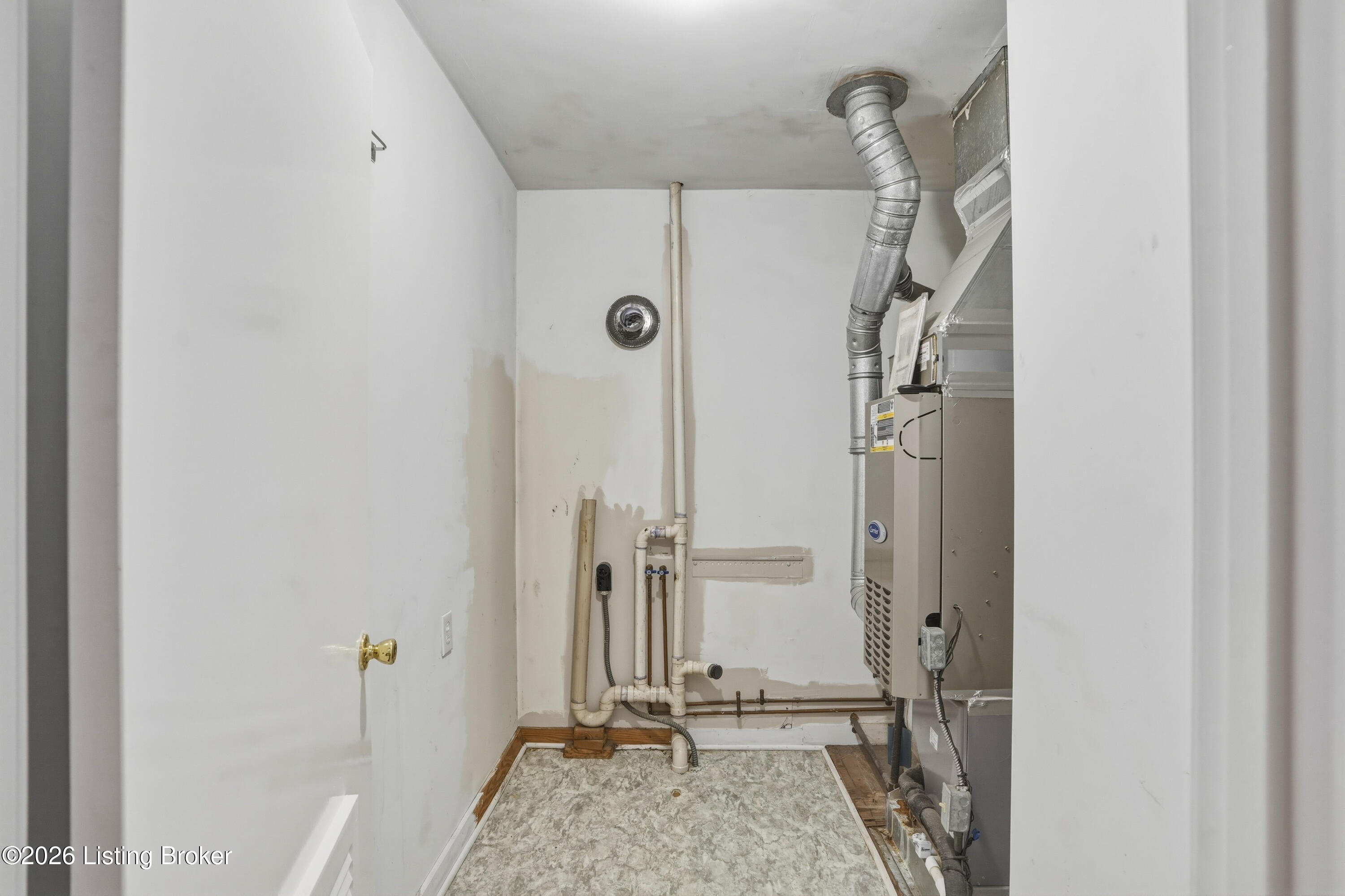 257 Delmont Ave Property Photo 27