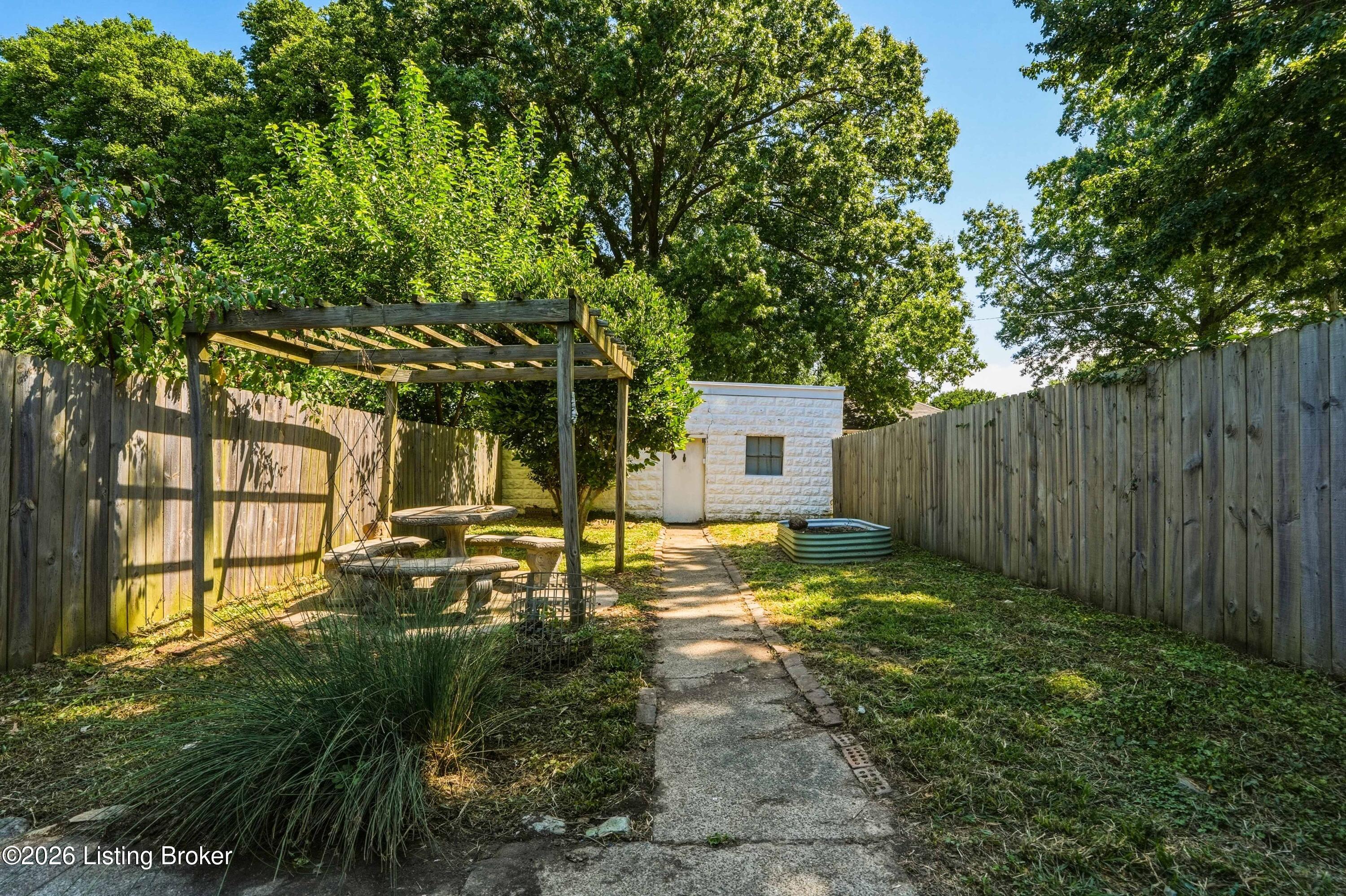 257 Delmont Ave Property Photo 28