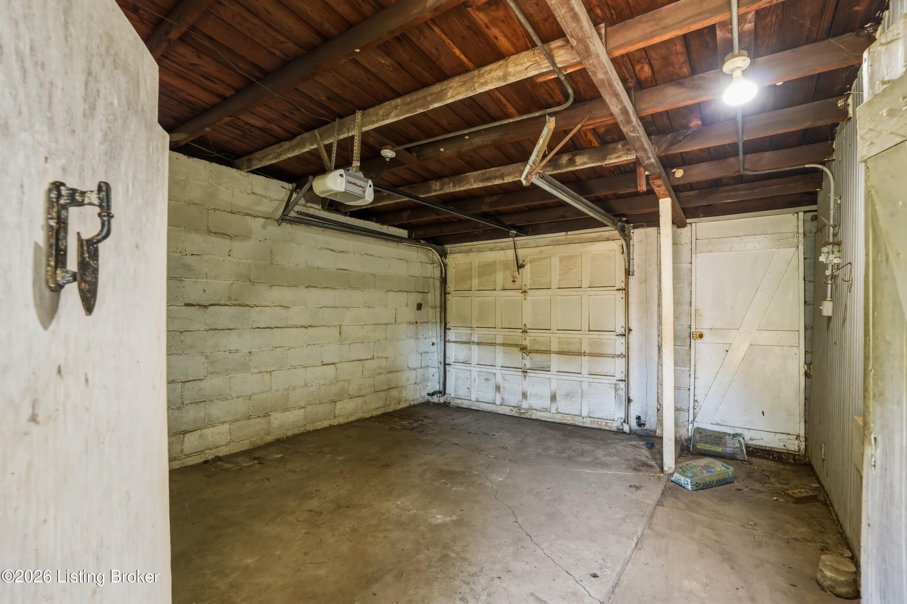 257 Delmont Ave Property Photo 33
