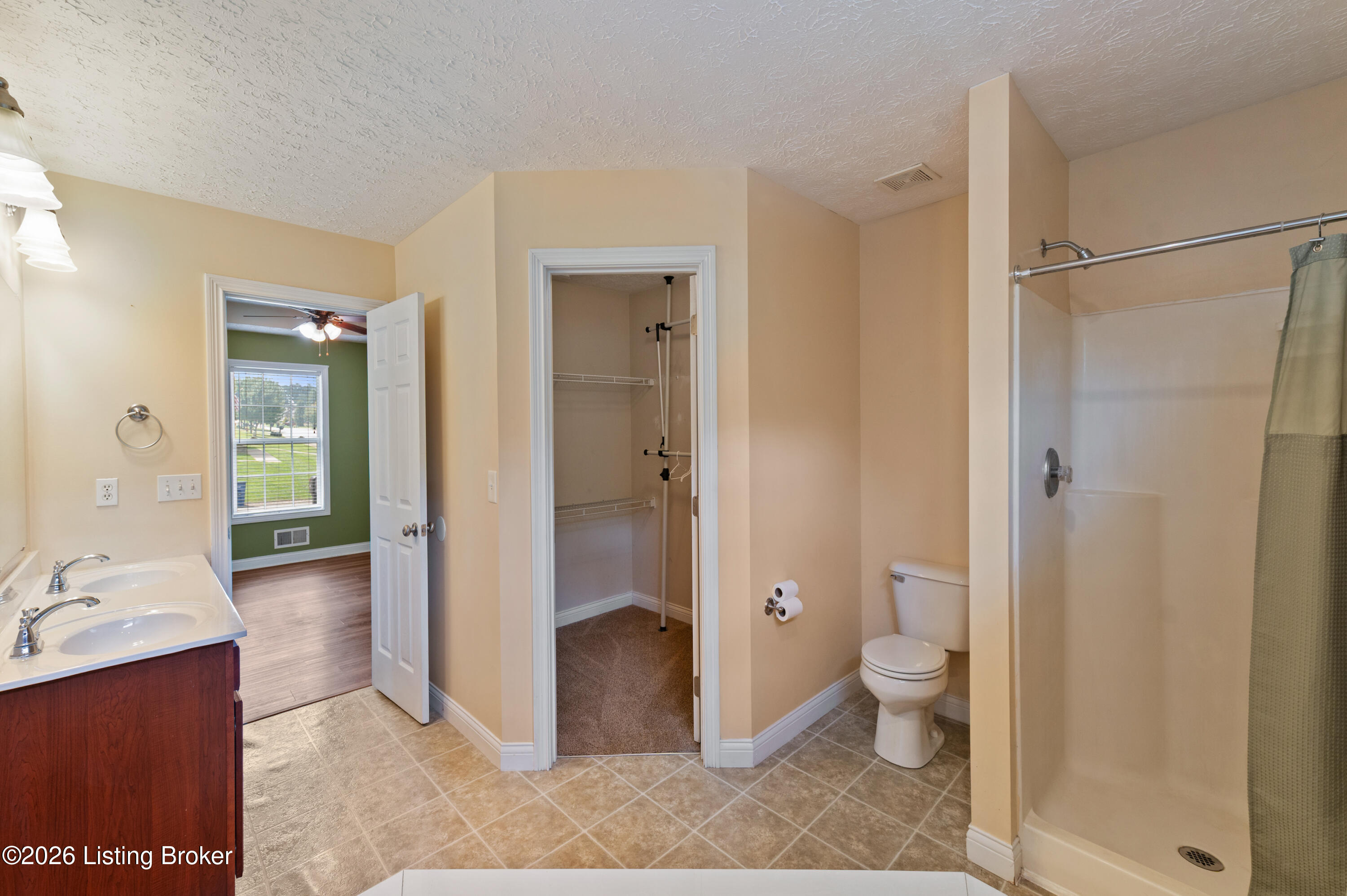 133 Tulip Dr Property Photo 26
