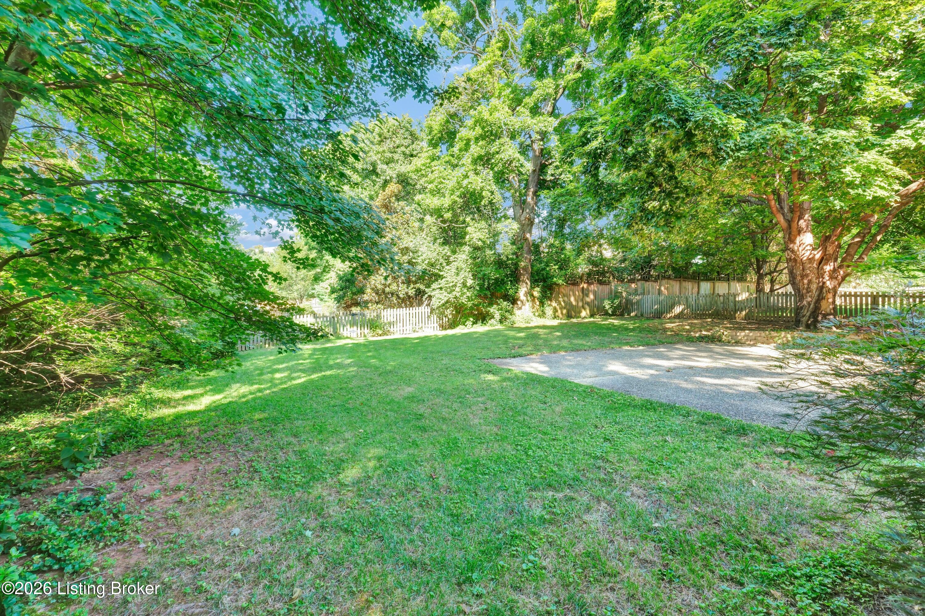 802 Foxgate Rd Property Photo 60