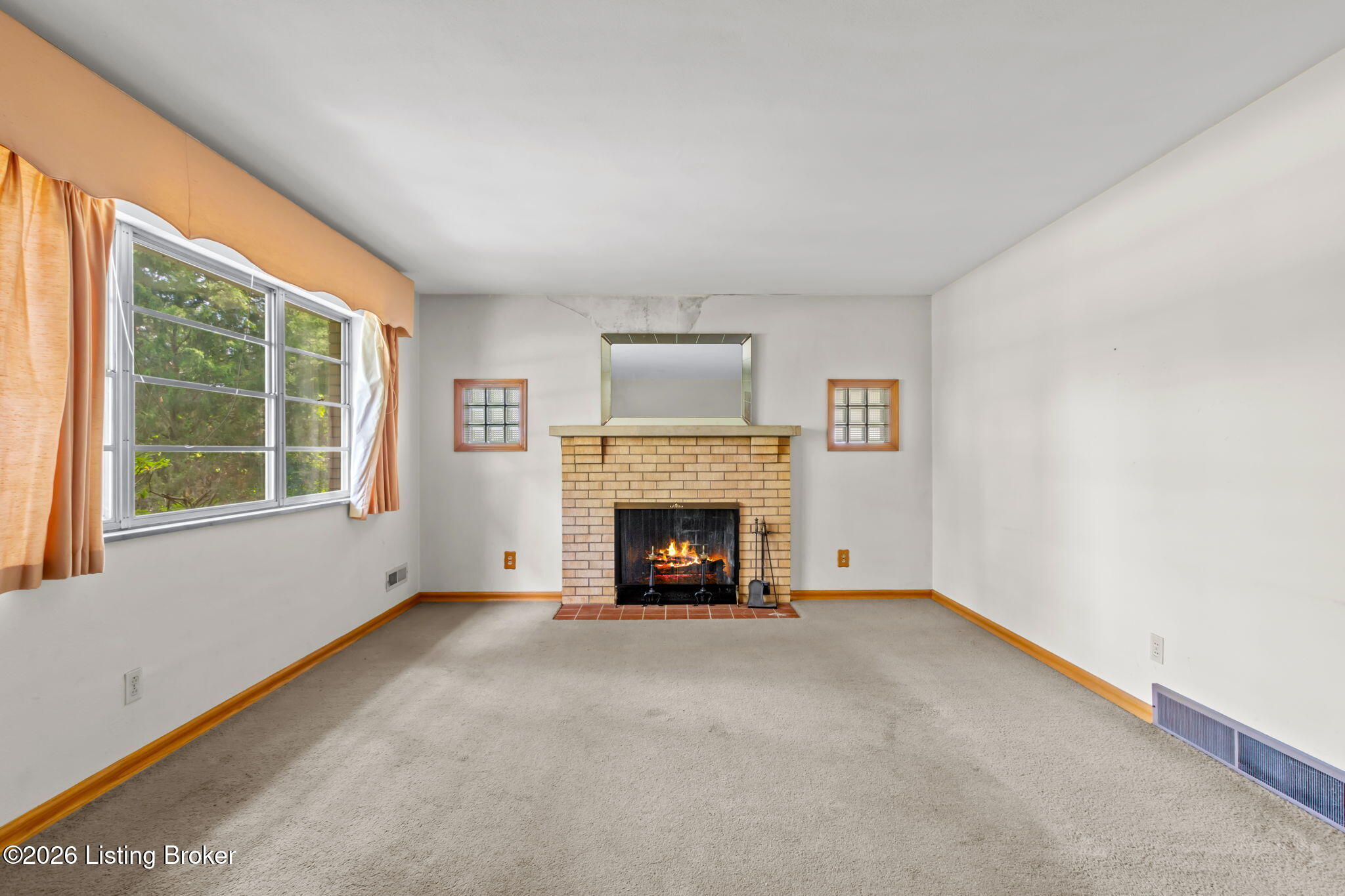 4509 Saint Rita Dr Property Photo 6
