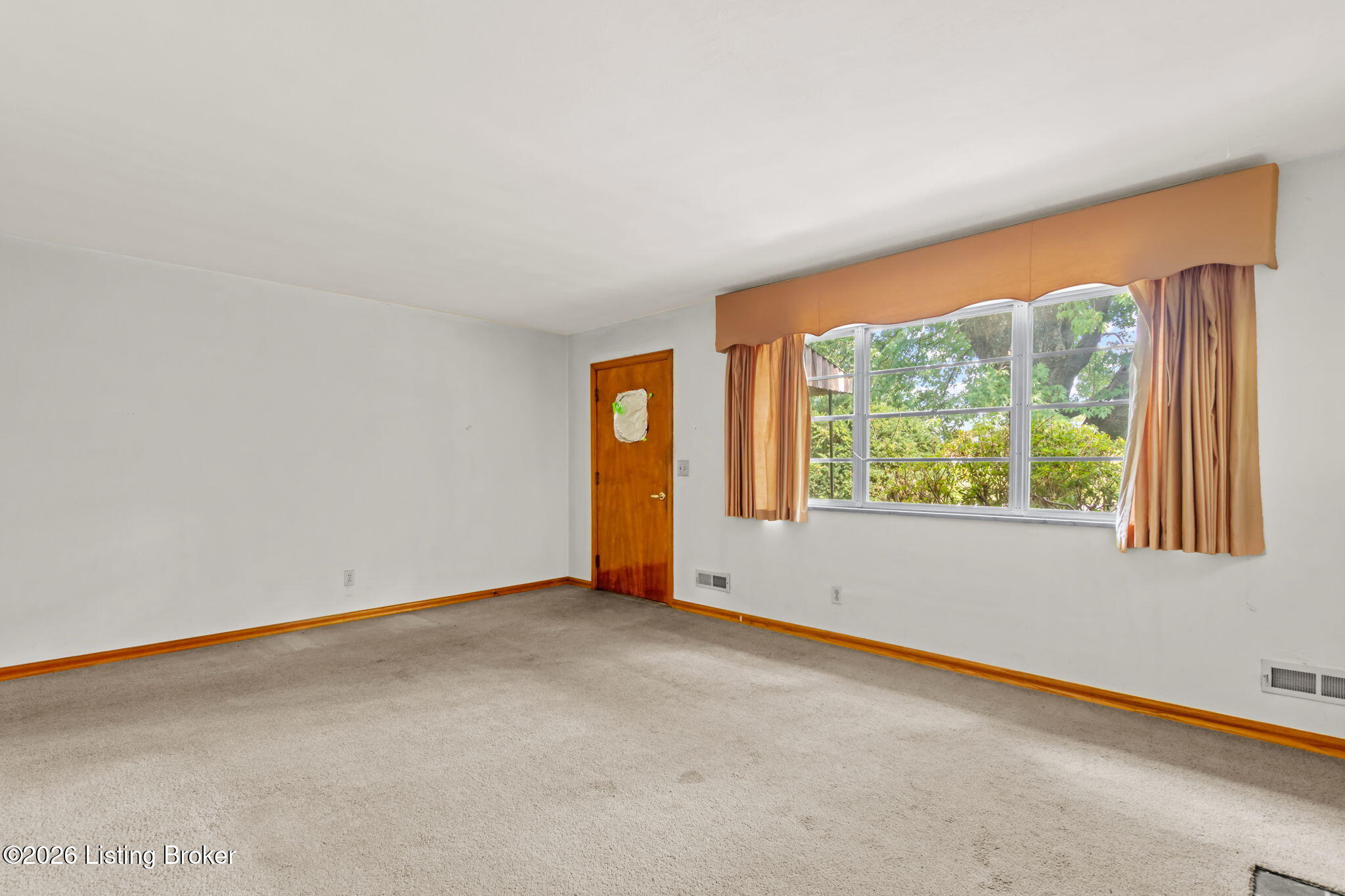 4509 Saint Rita Dr Property Photo 8