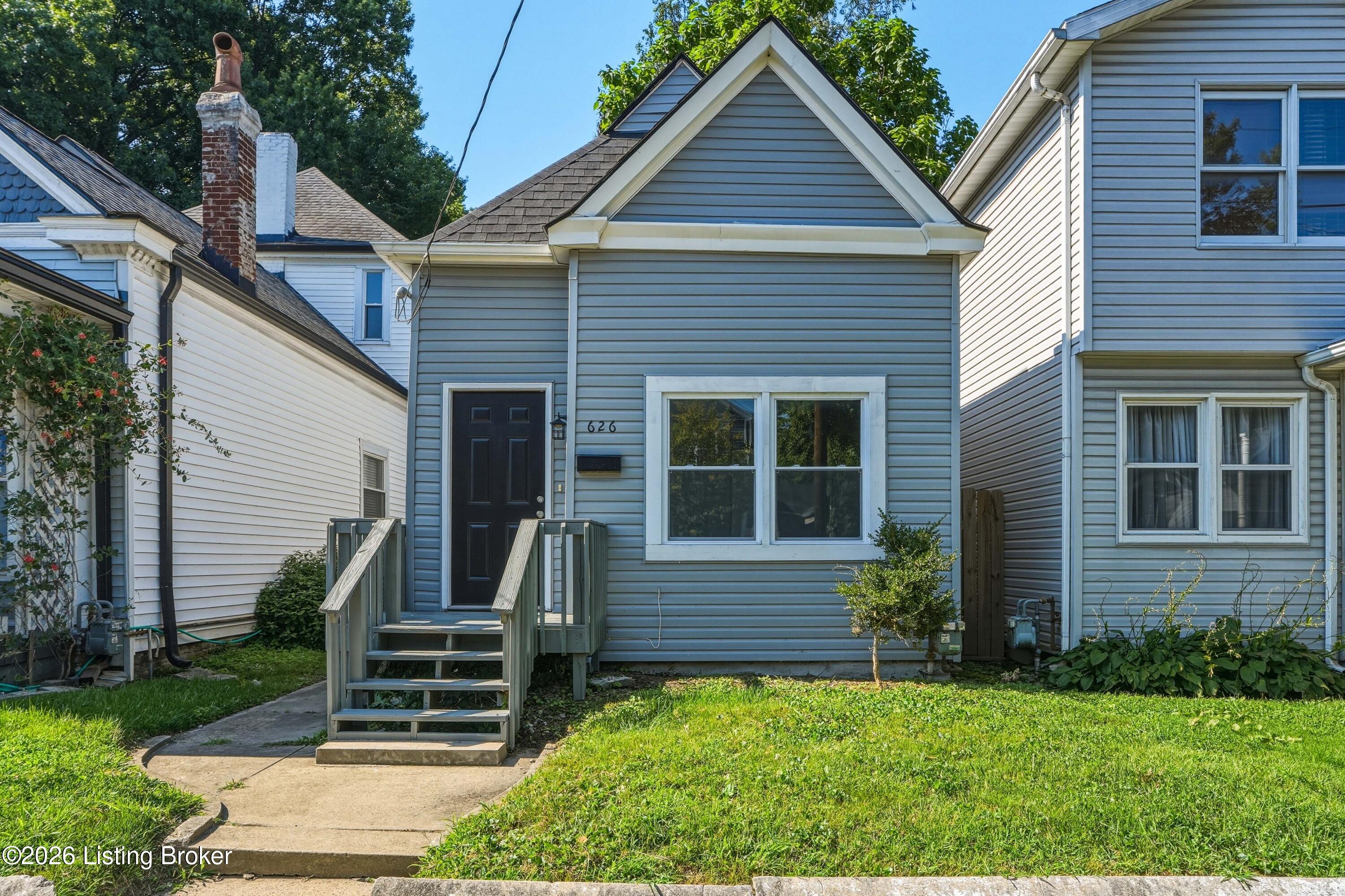 626 E Ormsby Ave Property Photo 31