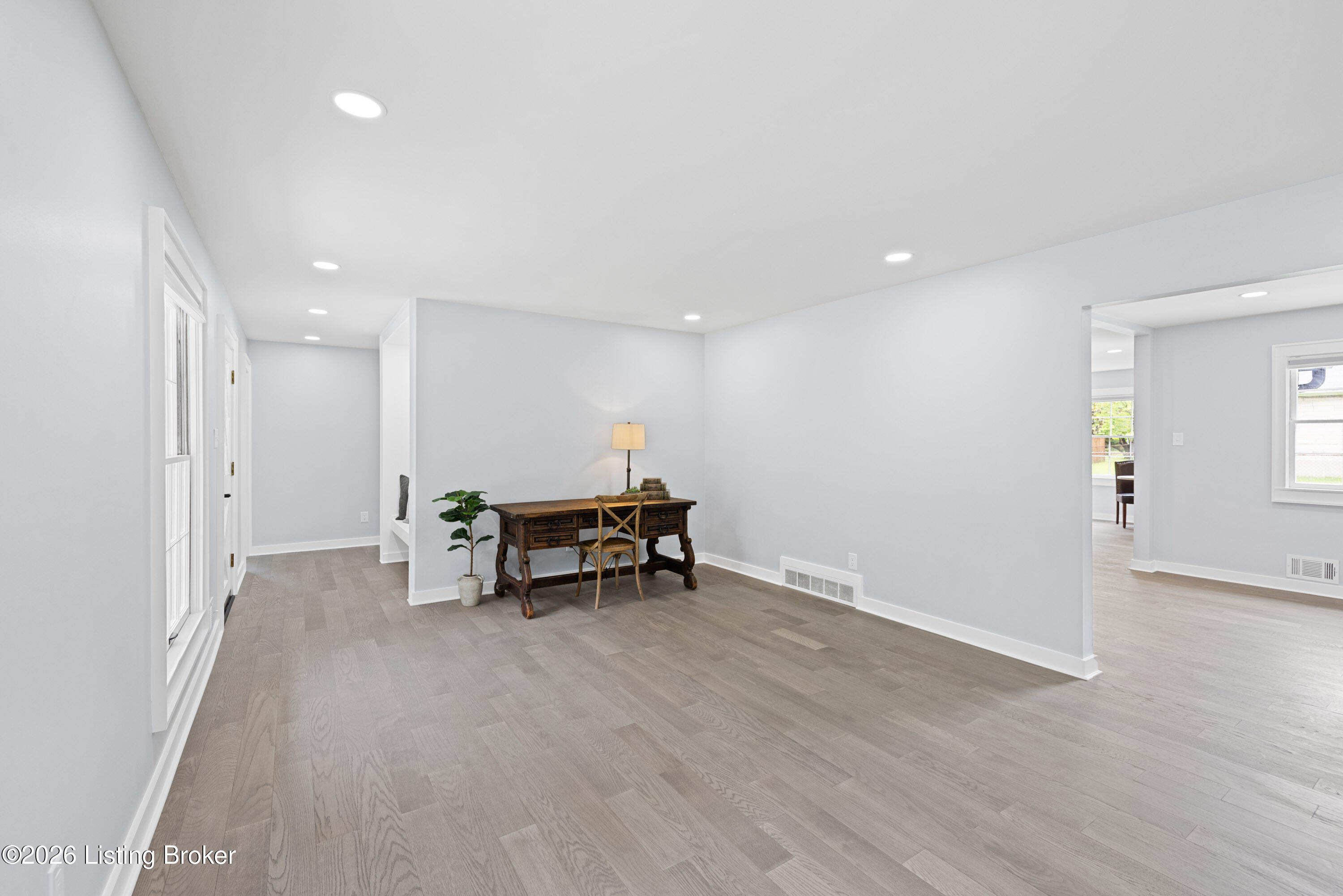 1714 Ormsby Ln Property Photo 12