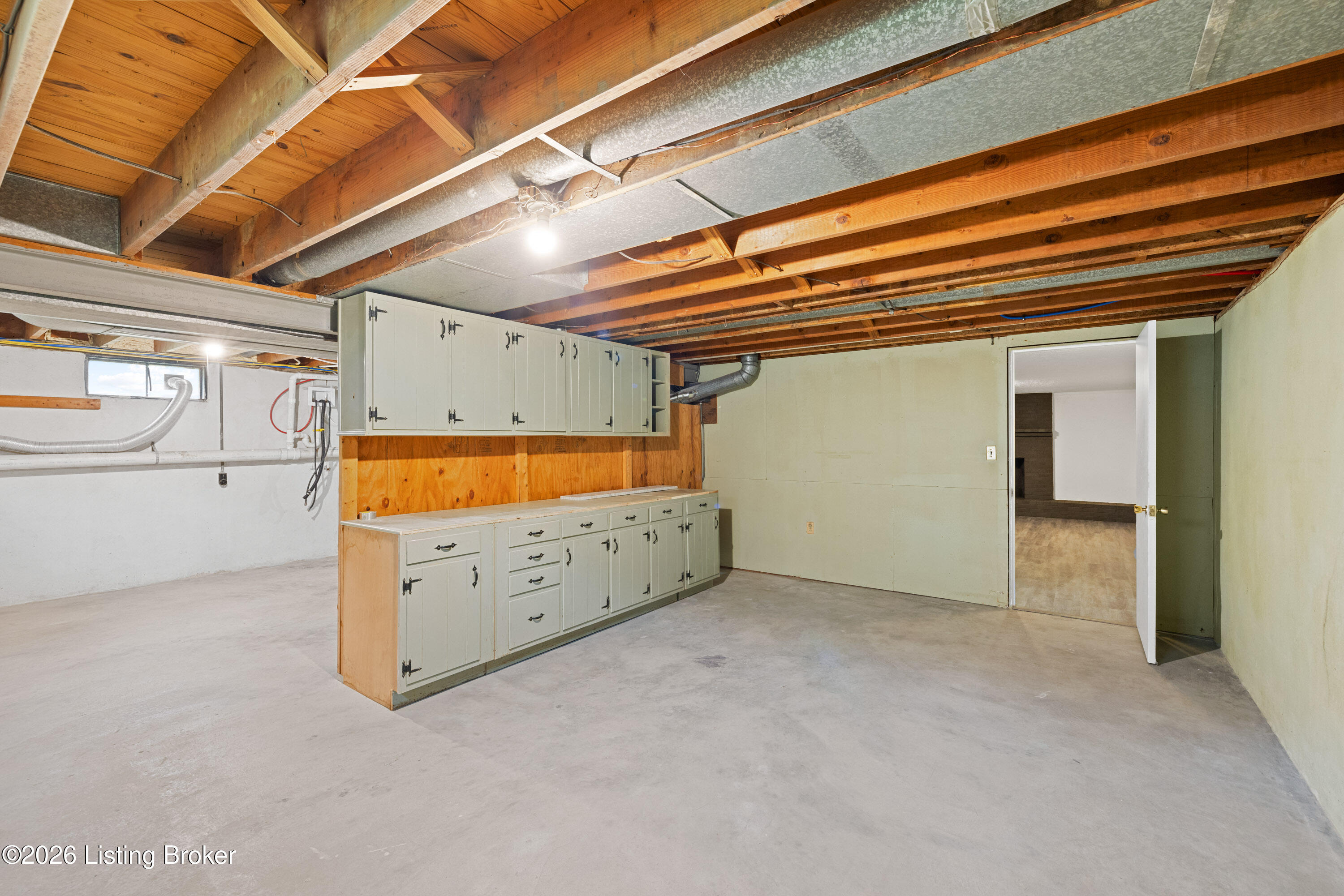 1714 Ormsby Ln Property Photo 27