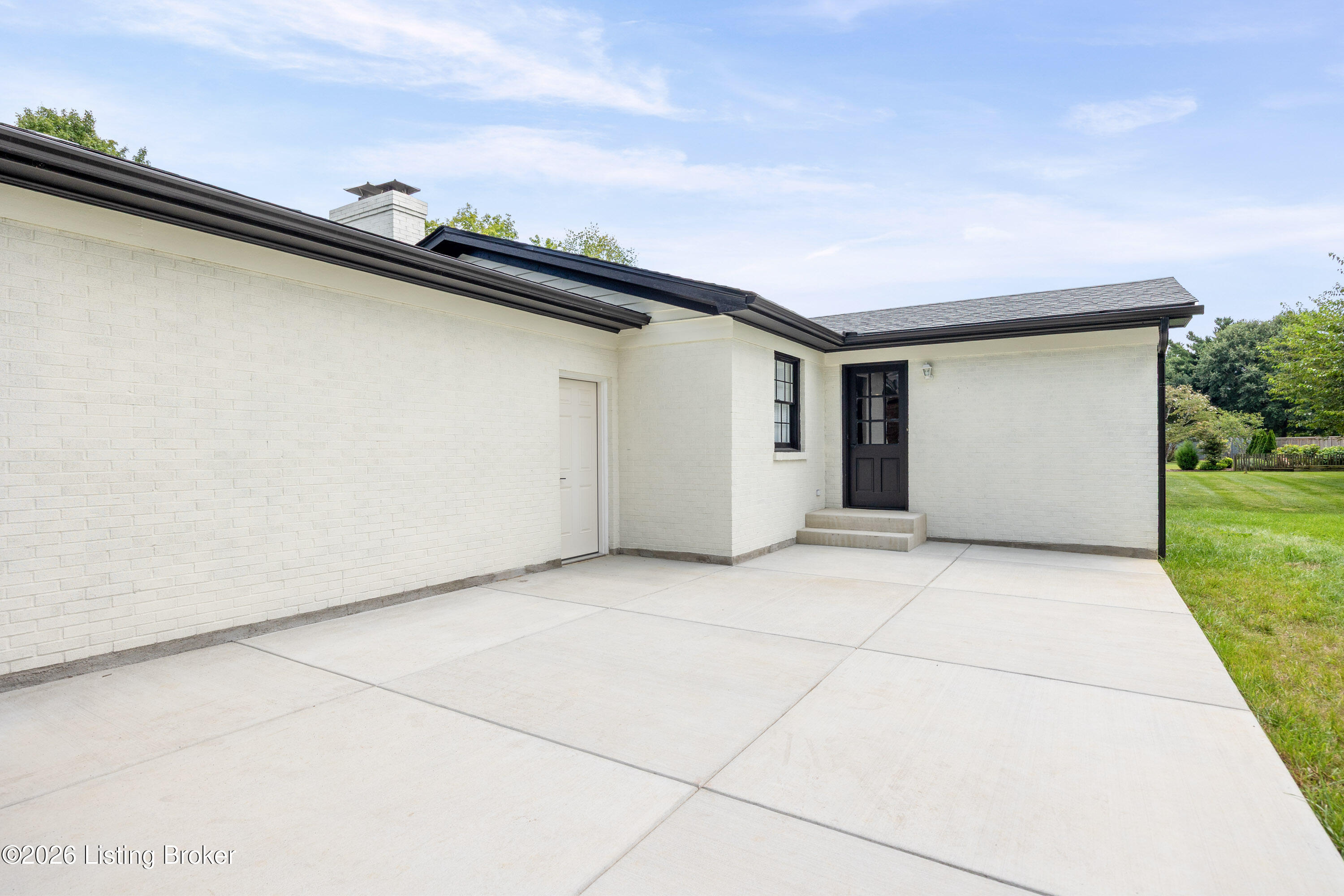 1714 Ormsby Ln Property Photo 29