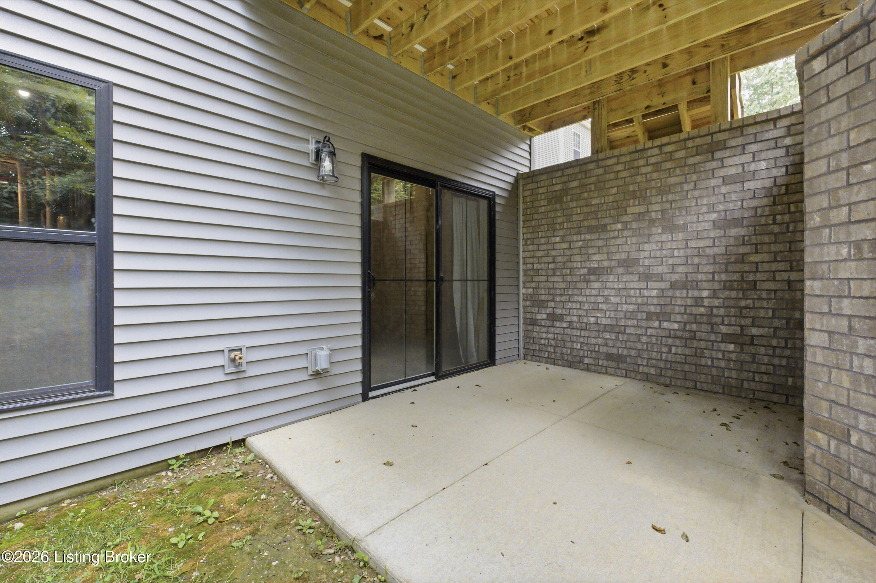 2206 Northgate Ct Property Photo 38
