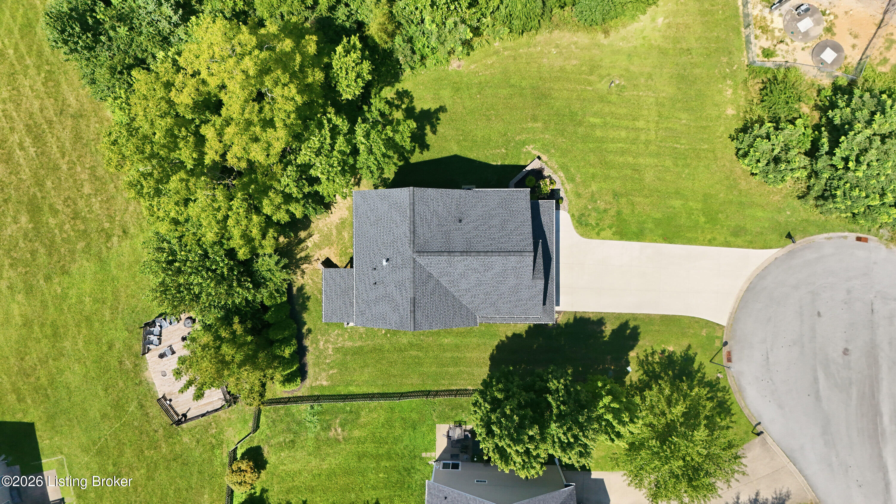 2206 Northgate Ct Property Photo 41