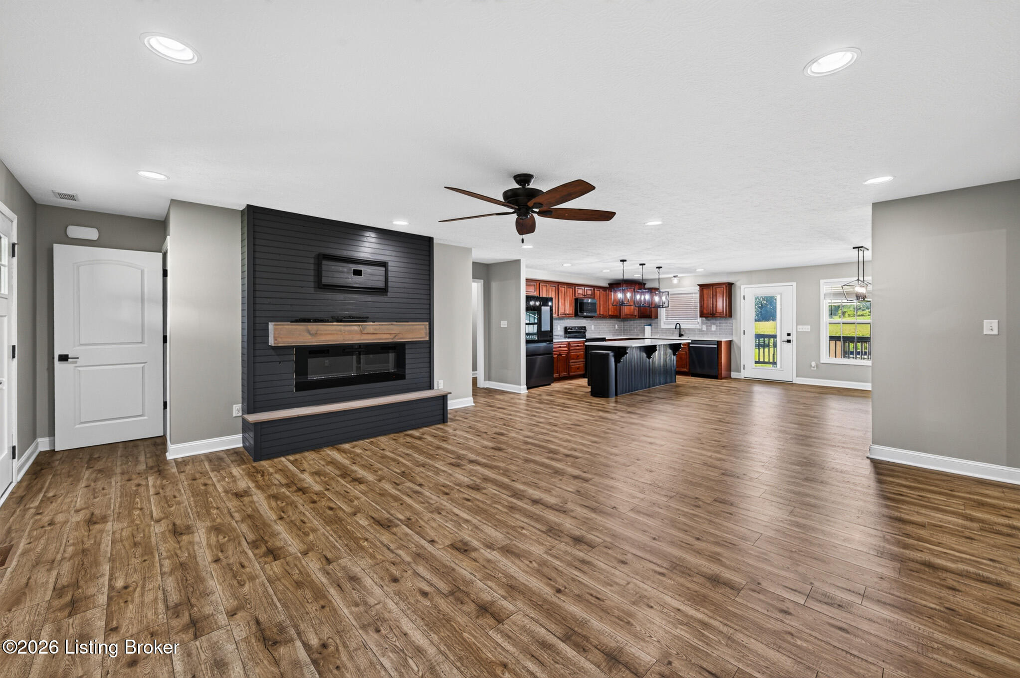 431 Carnes Rd Property Photo 3