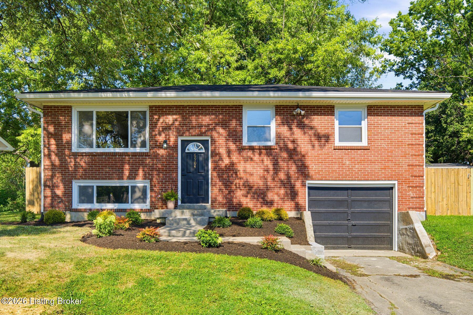 6904 Monty Ln Property Photo 1