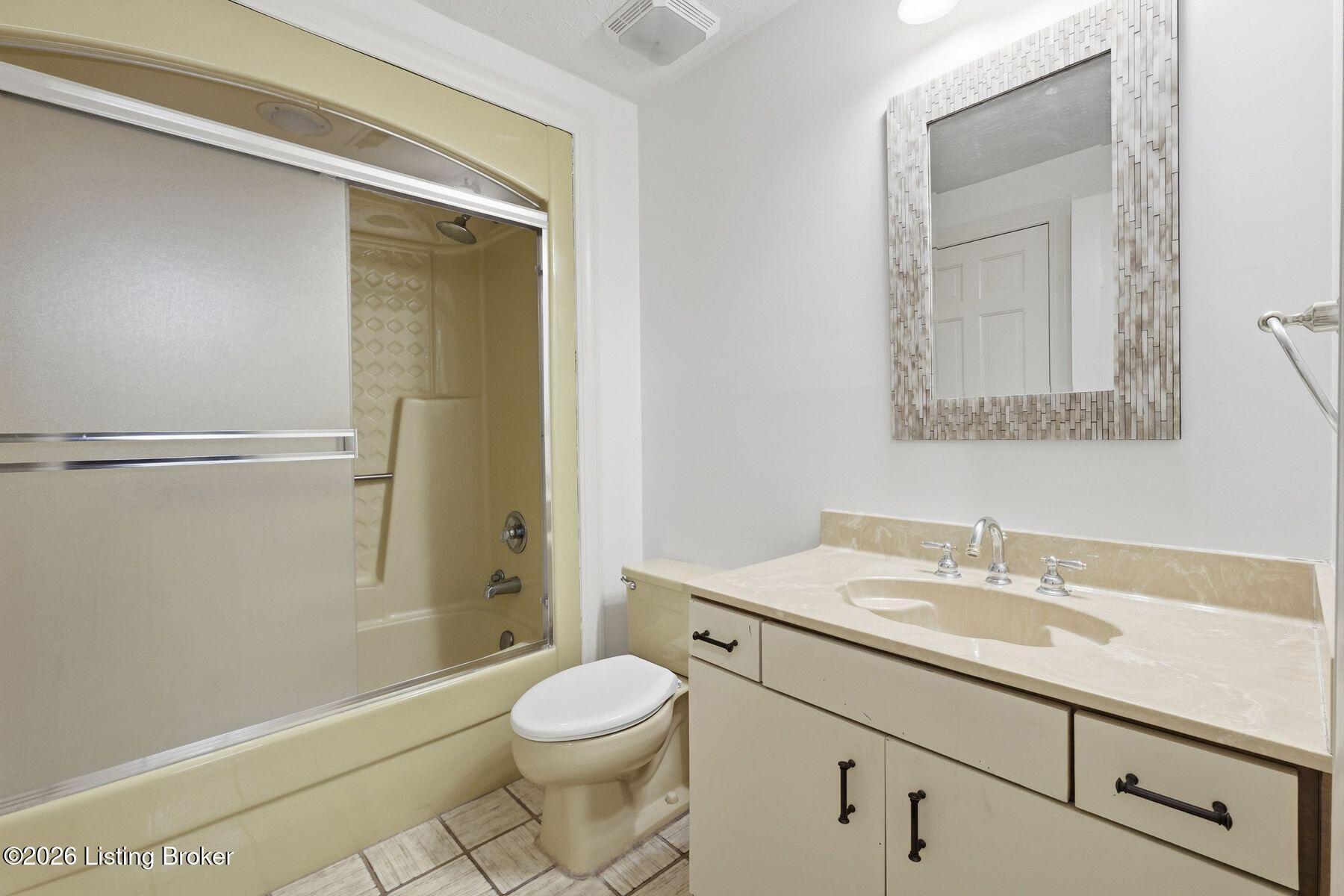 4319 Comanche Trail Property Photo 24