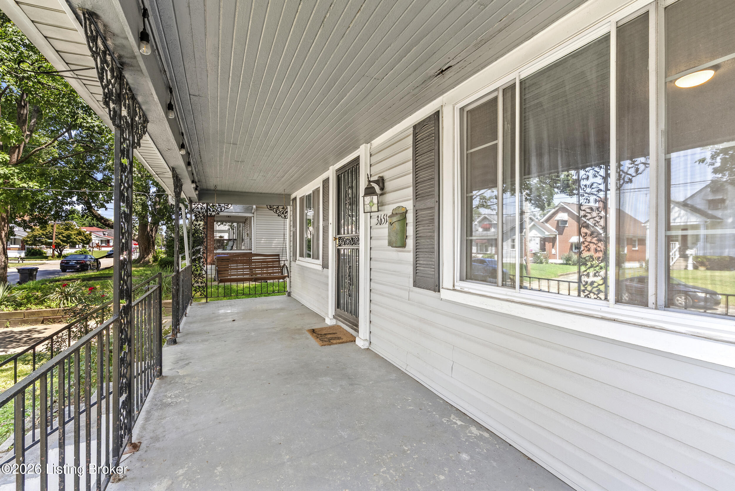 3651 Henry Ave Property Photo 4