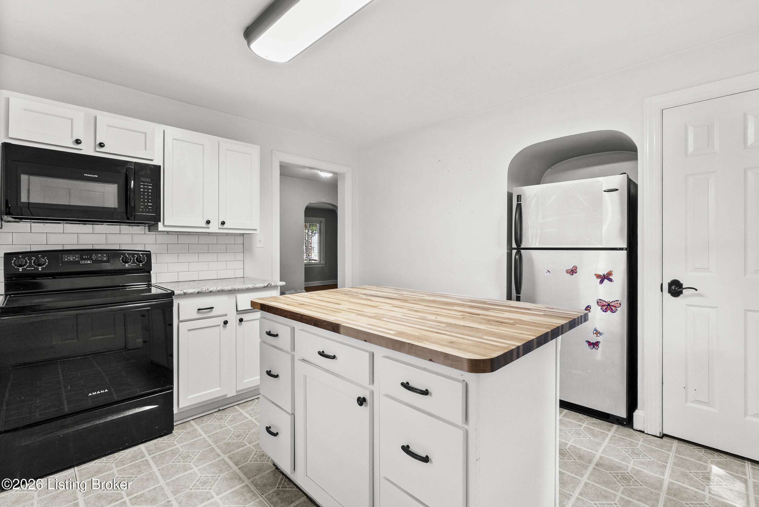 3651 Henry Ave Property Photo 12
