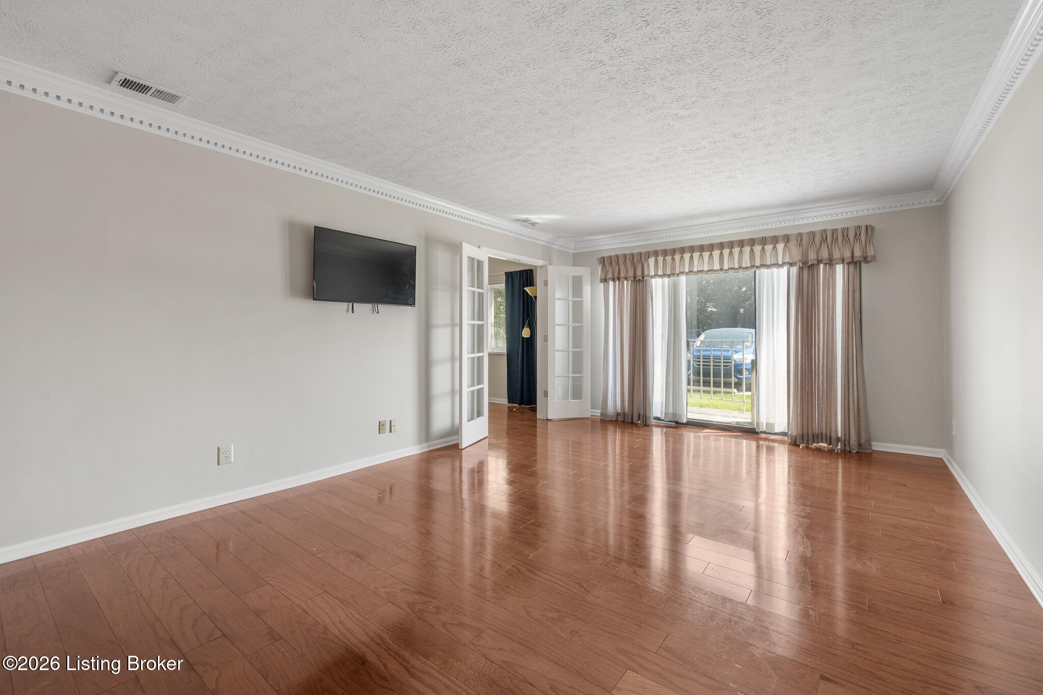 3030 Breckenridge Ln Apt 112 Property Photo 6