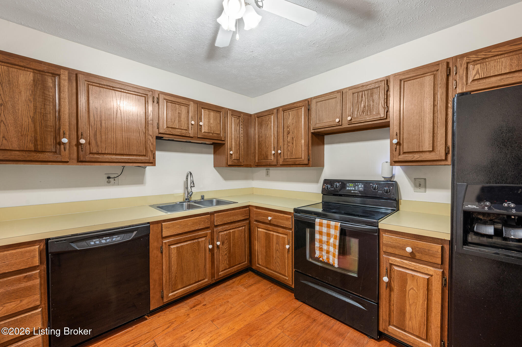 3030 Breckenridge Ln Apt 112 Property Photo 11