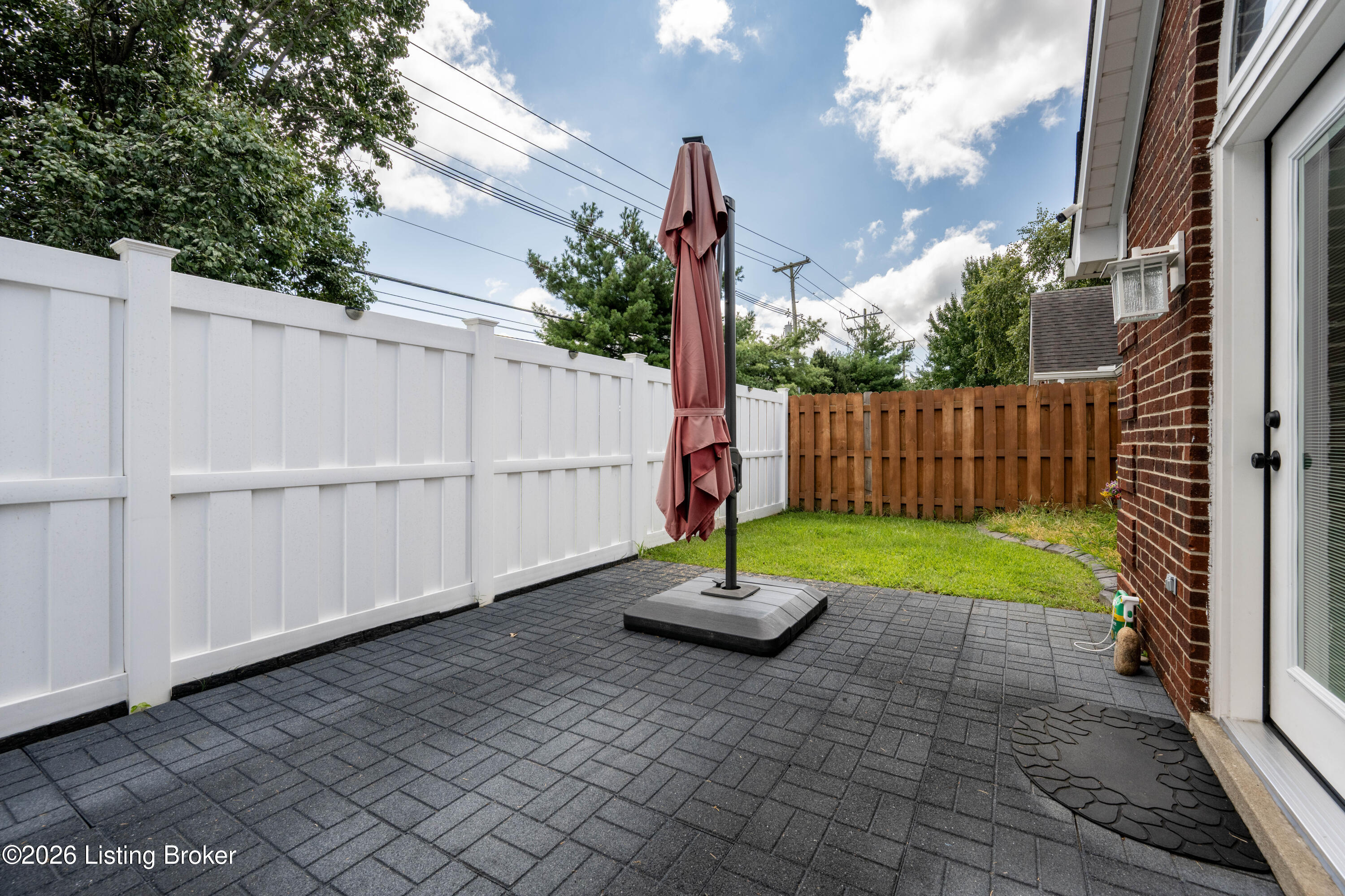 10602 Avenel Ct Property Photo 15
