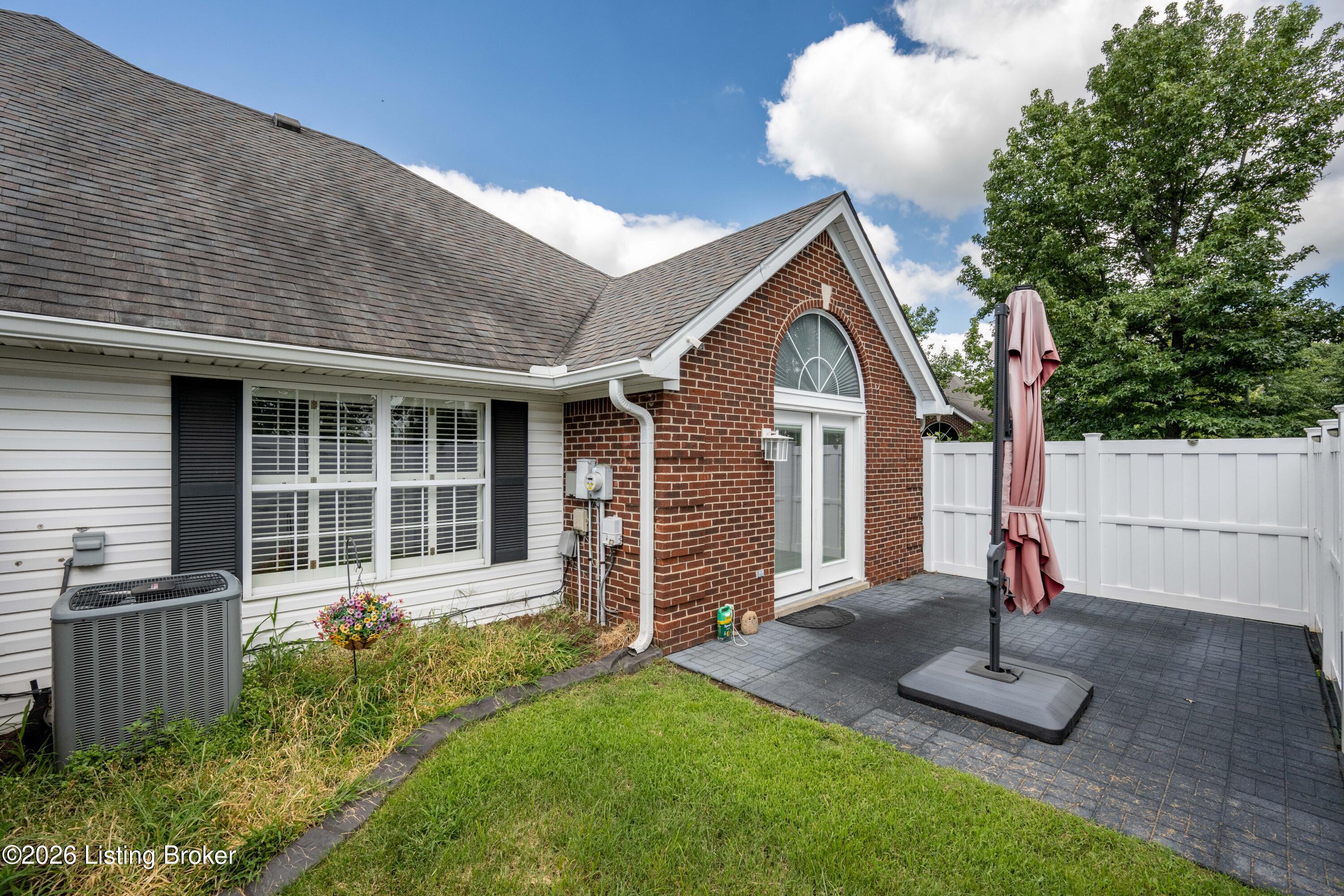 10602 Avenel Ct Property Photo 16