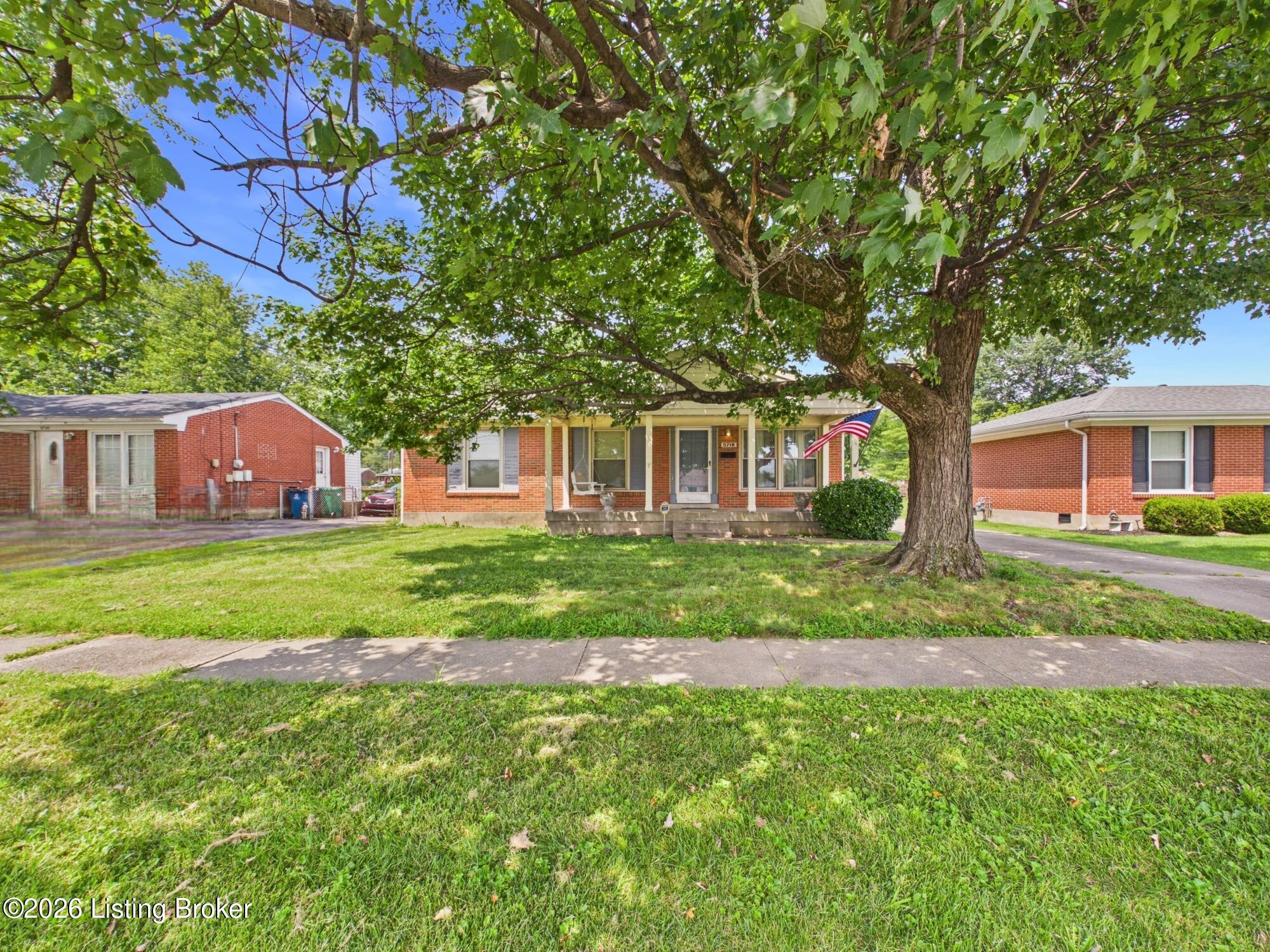 5718 Elmer Ln Property Photo 1