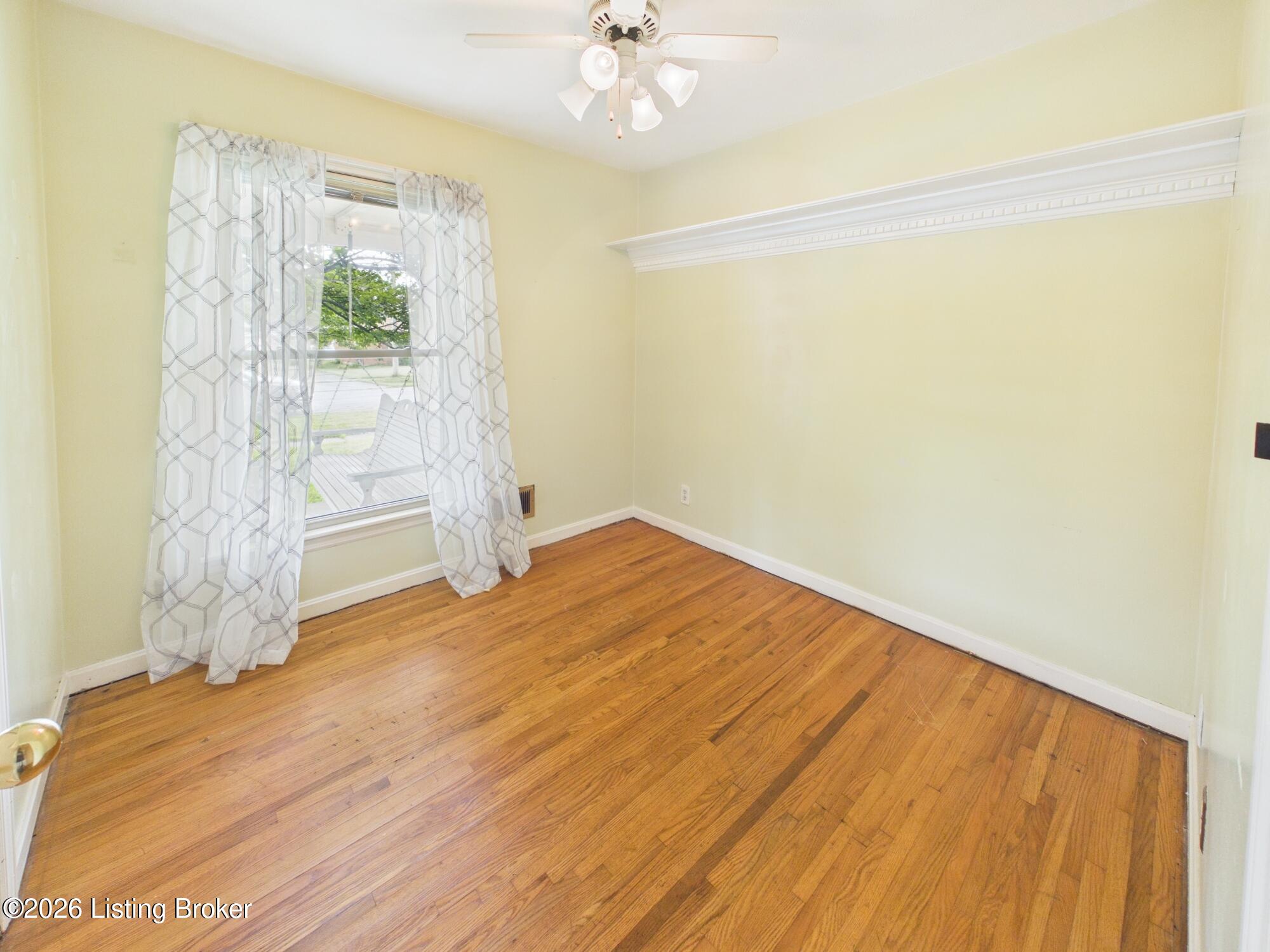 5718 Elmer Ln Property Photo 11