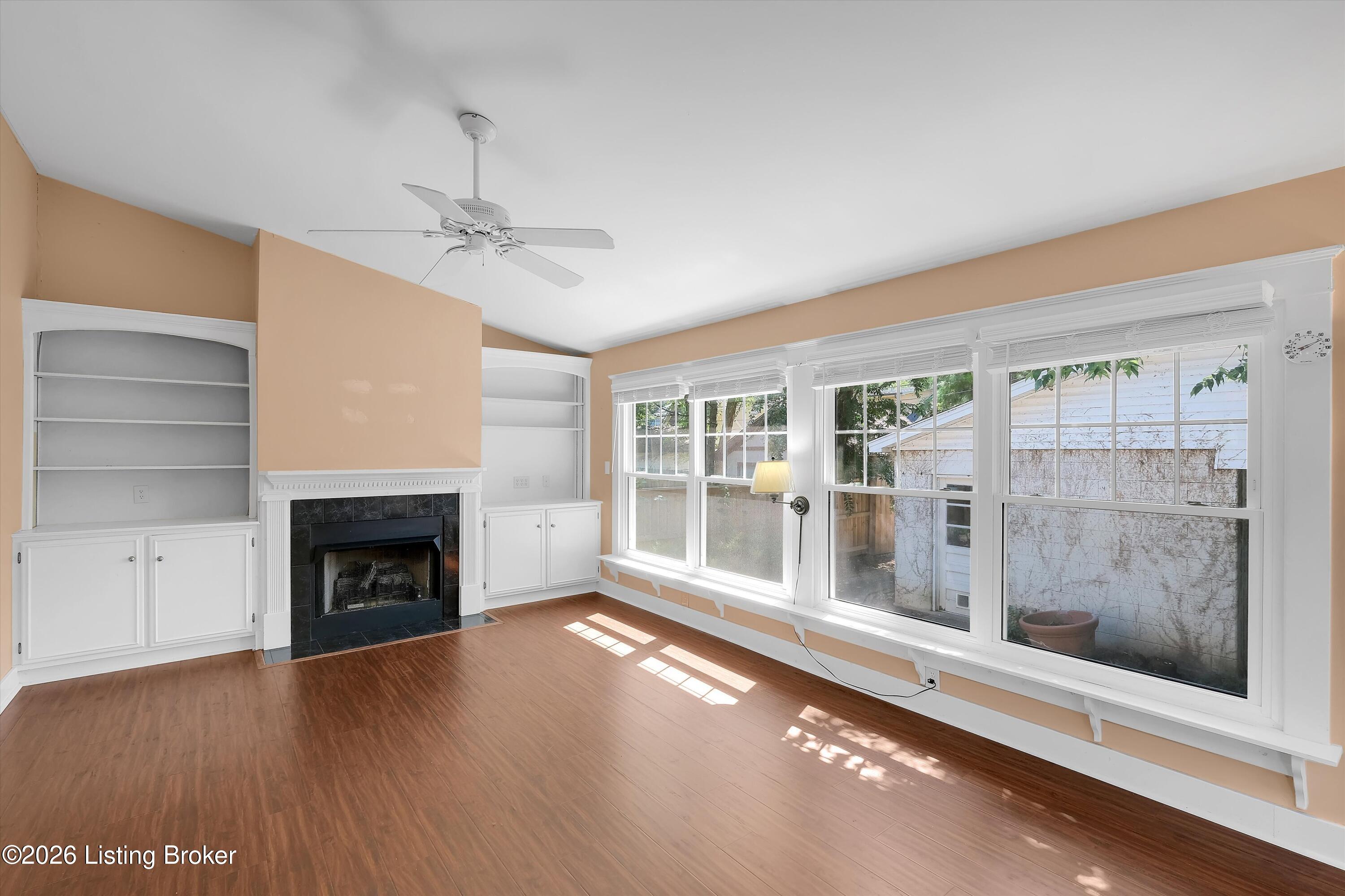 2216 Eastview Ave Property Photo 16