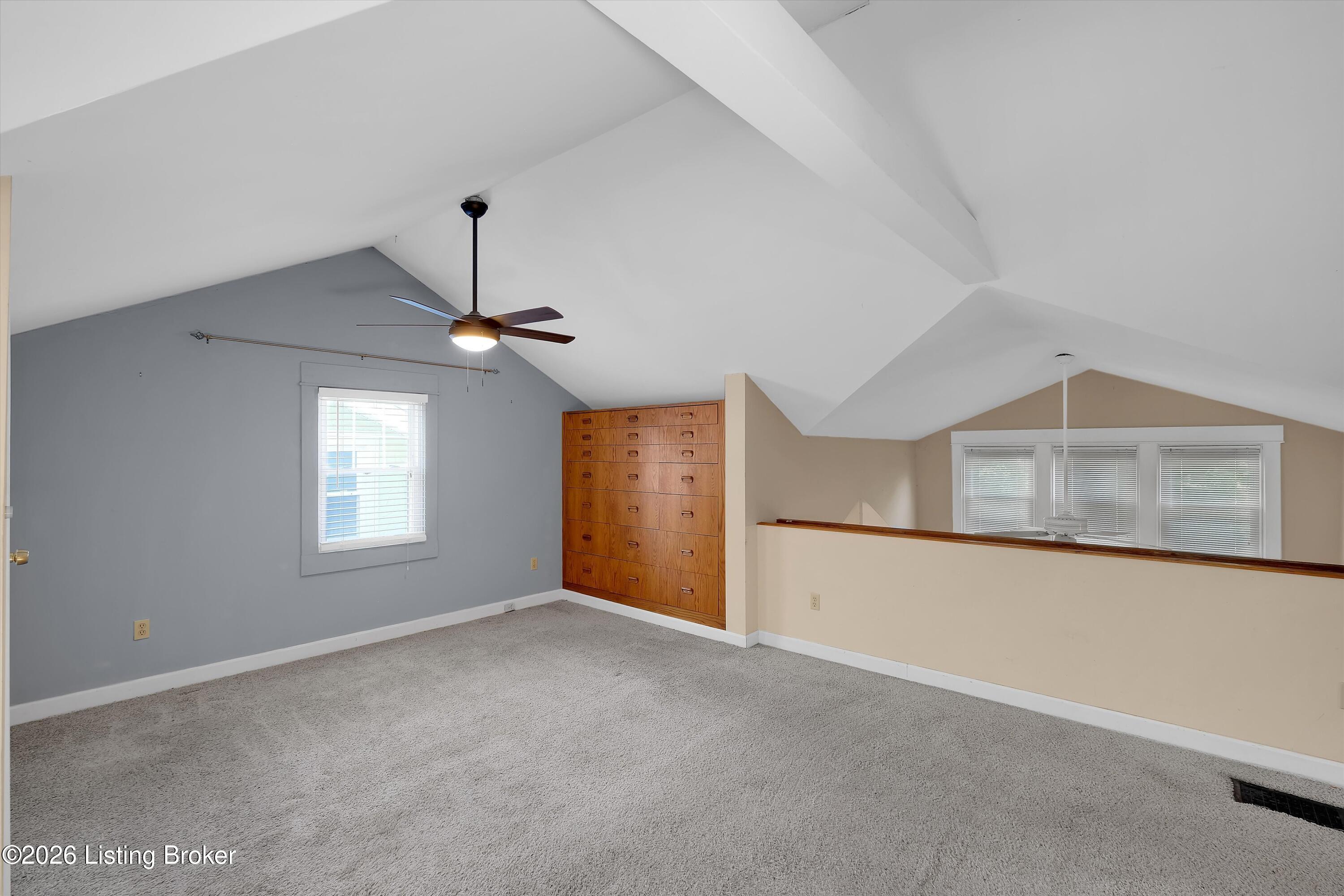 2216 Eastview Ave Property Photo 25