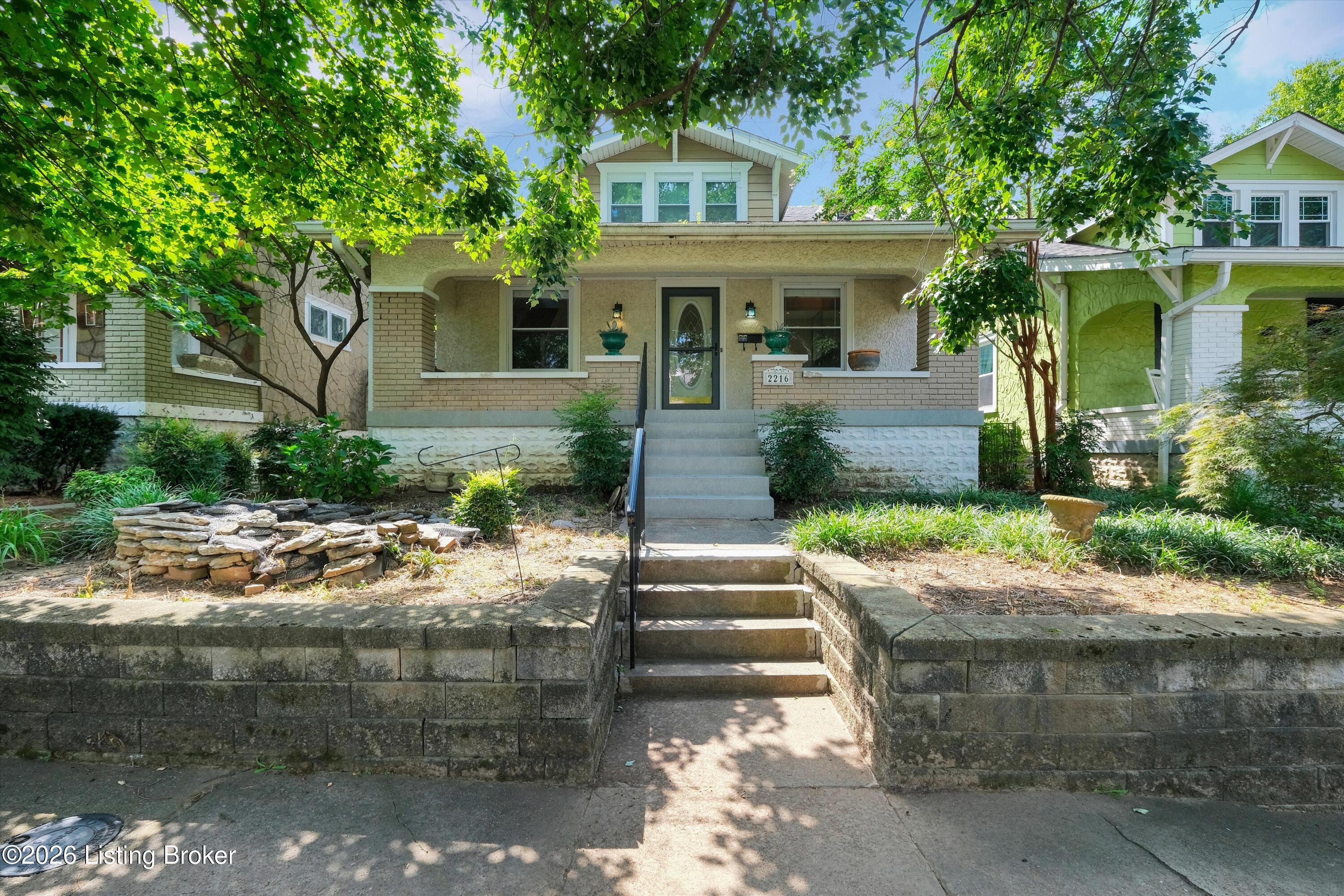 2216 Eastview Ave Property Photo 45