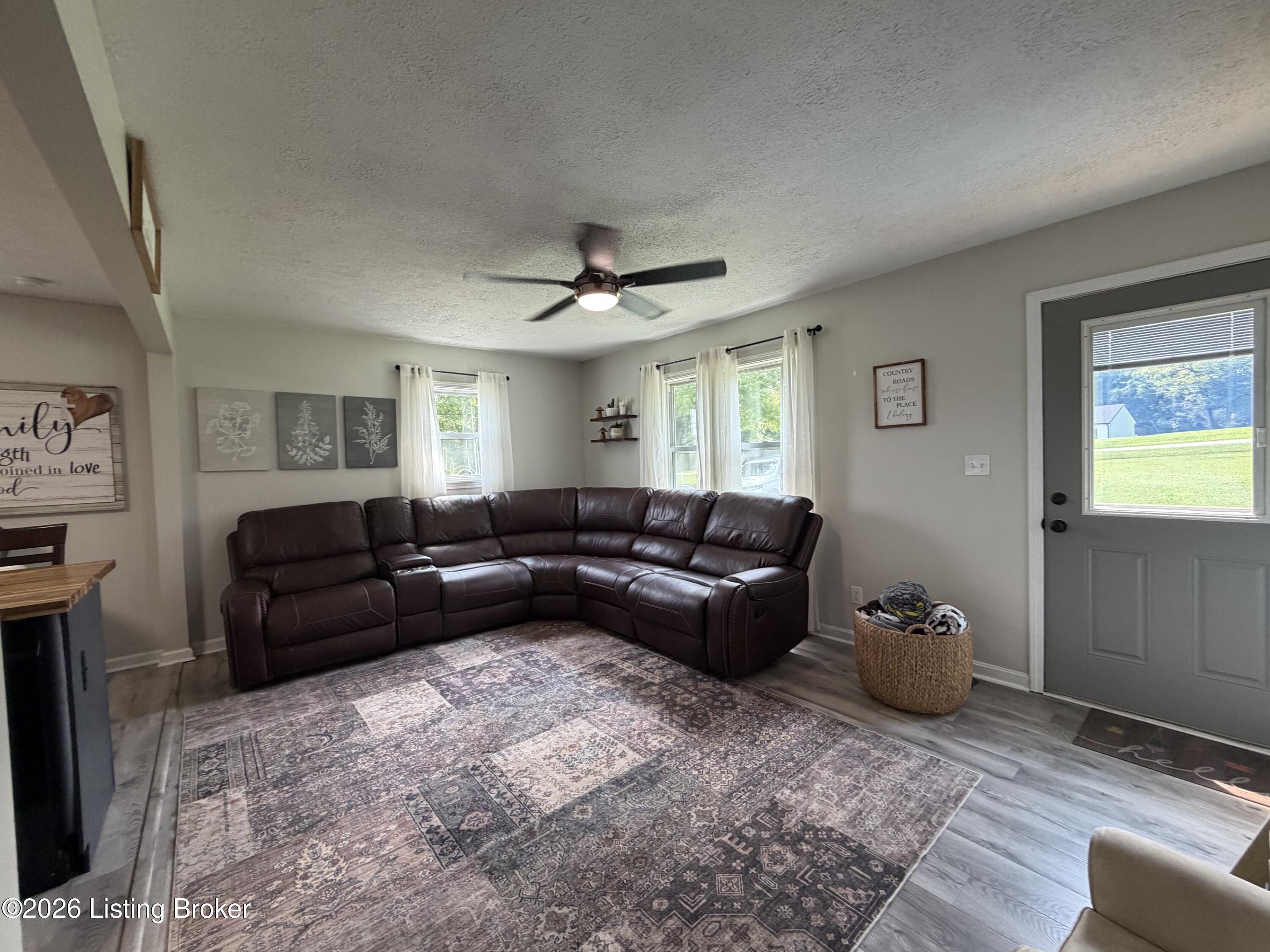 1155 Cherokee Rd Property Photo 8