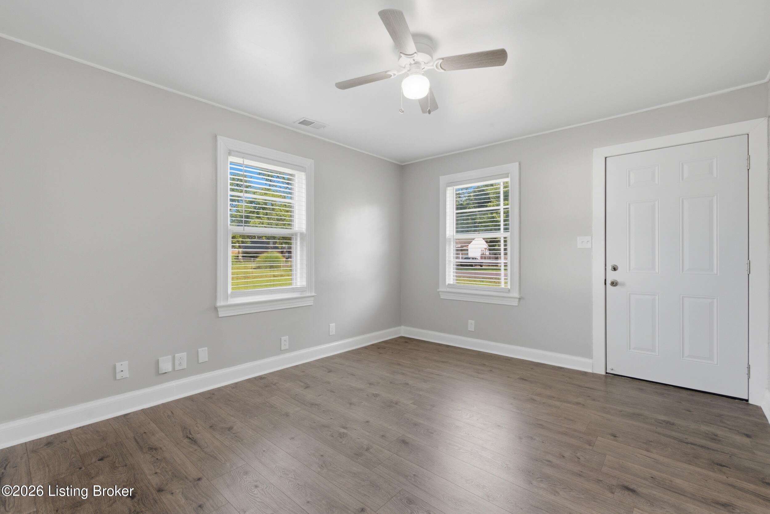 1224 Lipps Ln Property Photo 6